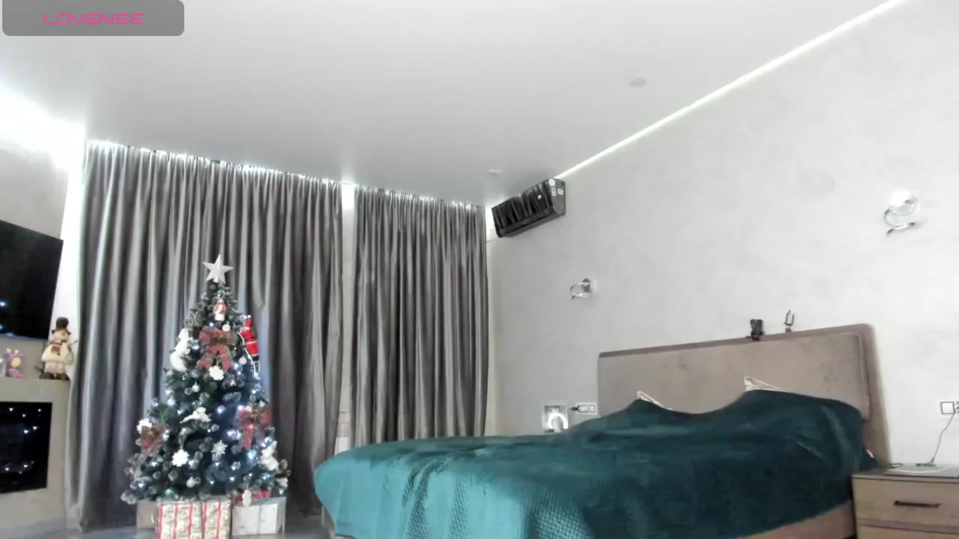 Gallery image thumbnail from SassyK's myfreecams stream on, 12/27/2023, 23:01 image 15 of 20