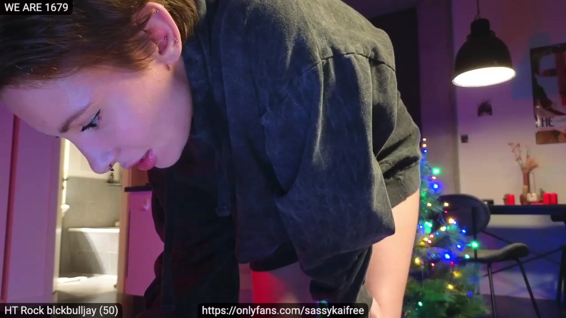 Gallery image thumbnail from SassyKai's myfreecams stream on, 12/01/2023, 16:51 image 3 of 20