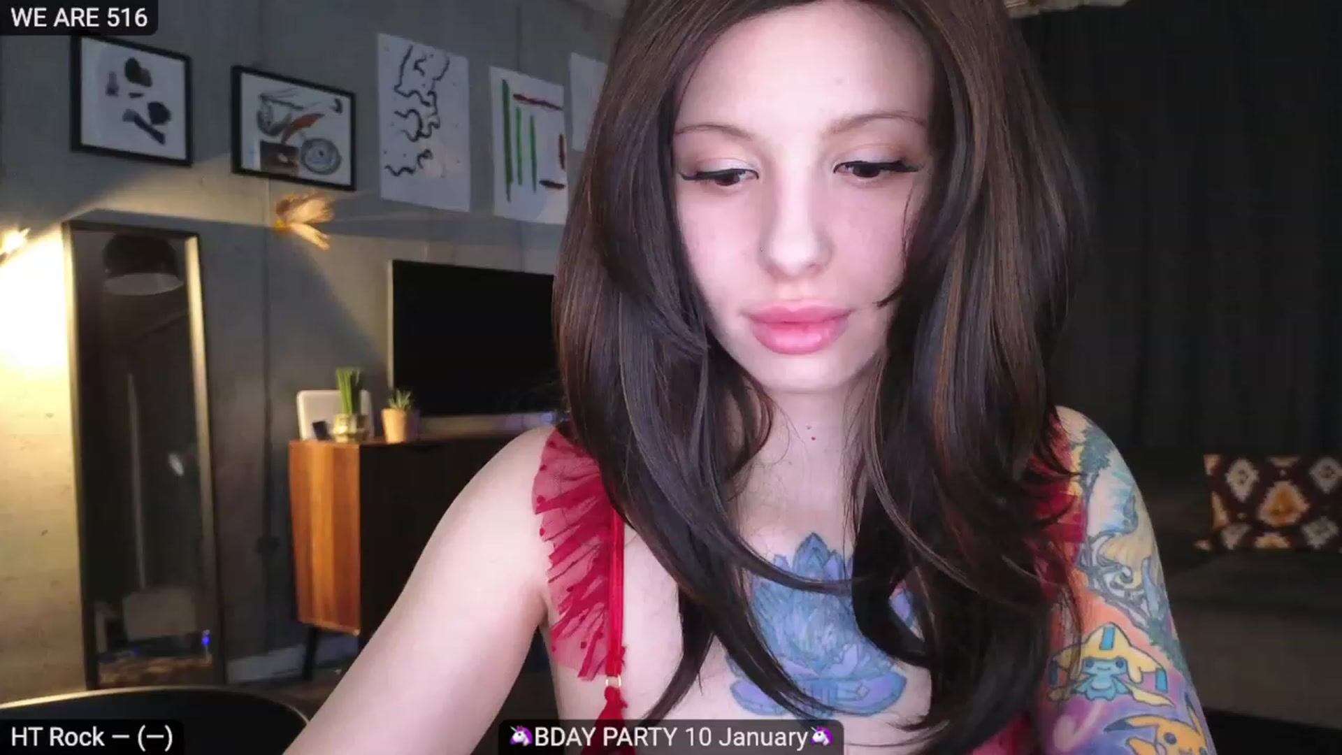 Gallery image thumbnail from SassyKai's myfreecams stream on, 12/12/2023, 19:20 image 4 of 20