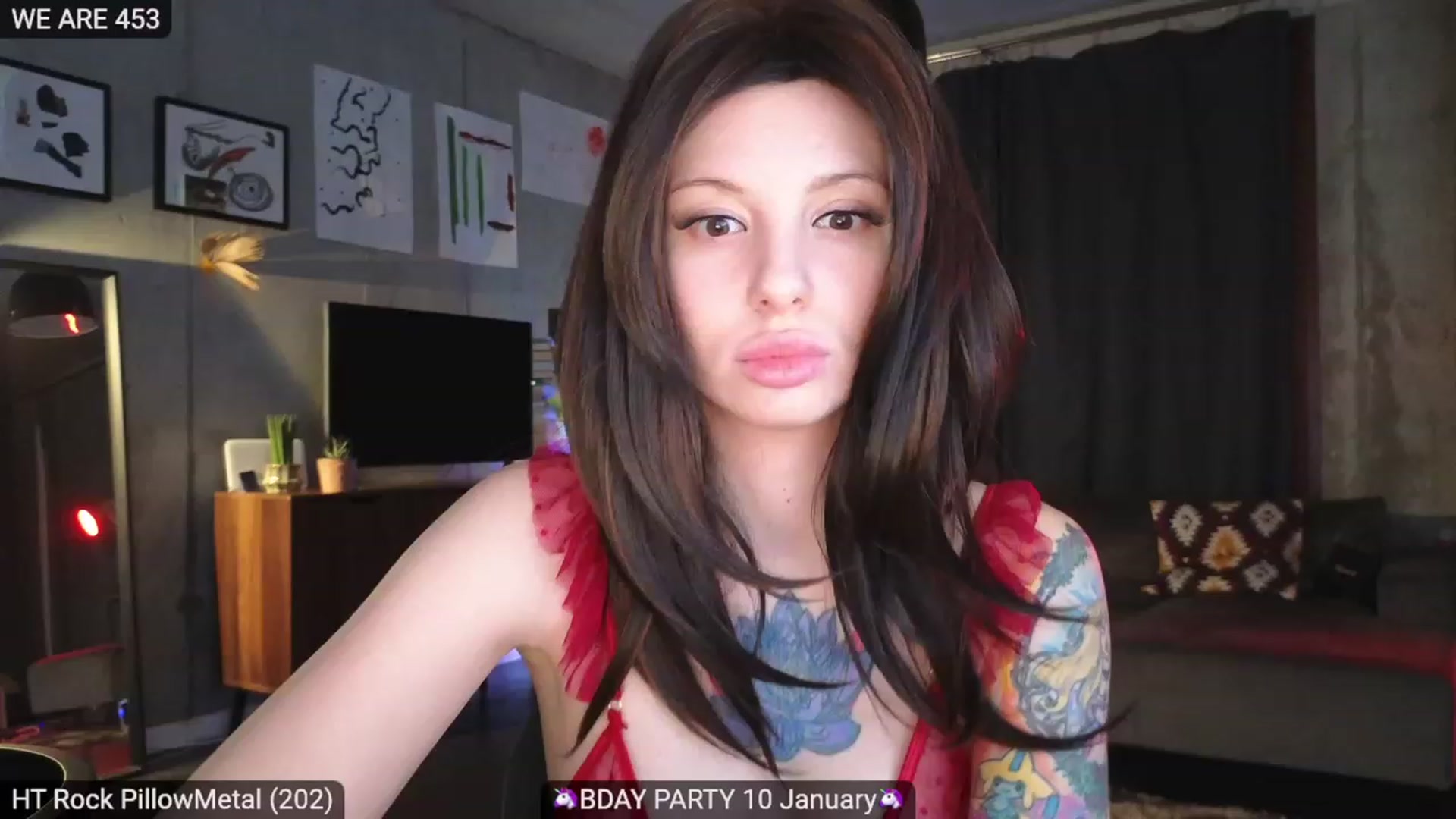 Gallery image thumbnail from SassyKai's myfreecams stream on, 12/12/2023, 21:51 image 2 of 20