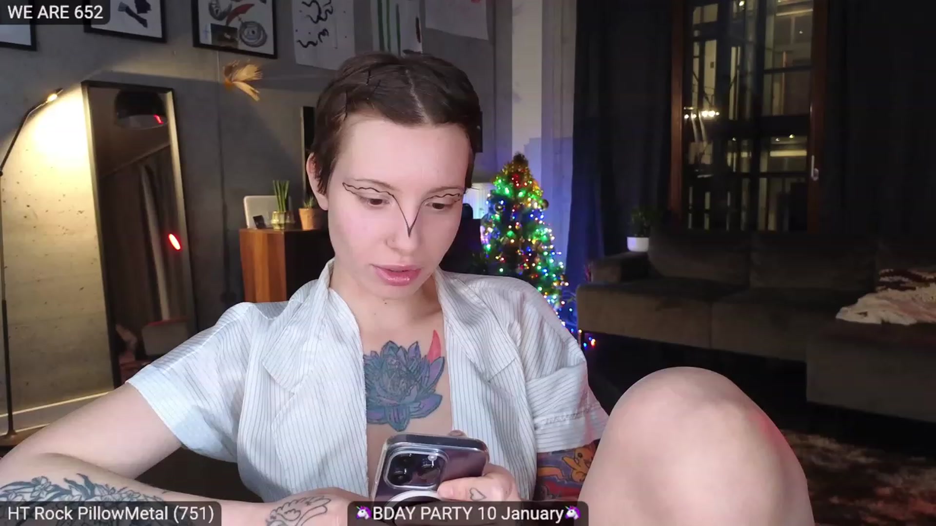 Gallery image thumbnail from SassyKai's myfreecams stream on, 12/16/2023, 18:28 image 8 of 20