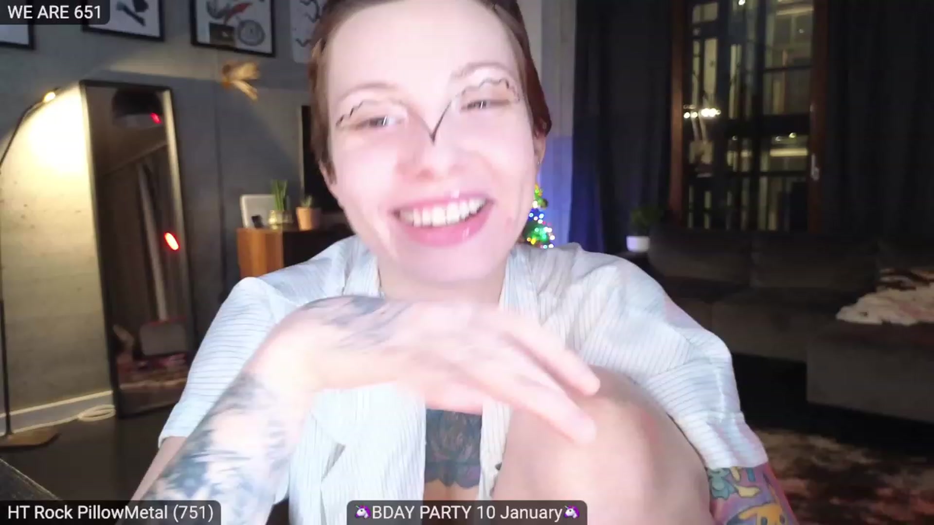 Gallery image thumbnail from SassyKai's myfreecams stream on, 12/16/2023, 18:28 image 6 of 20