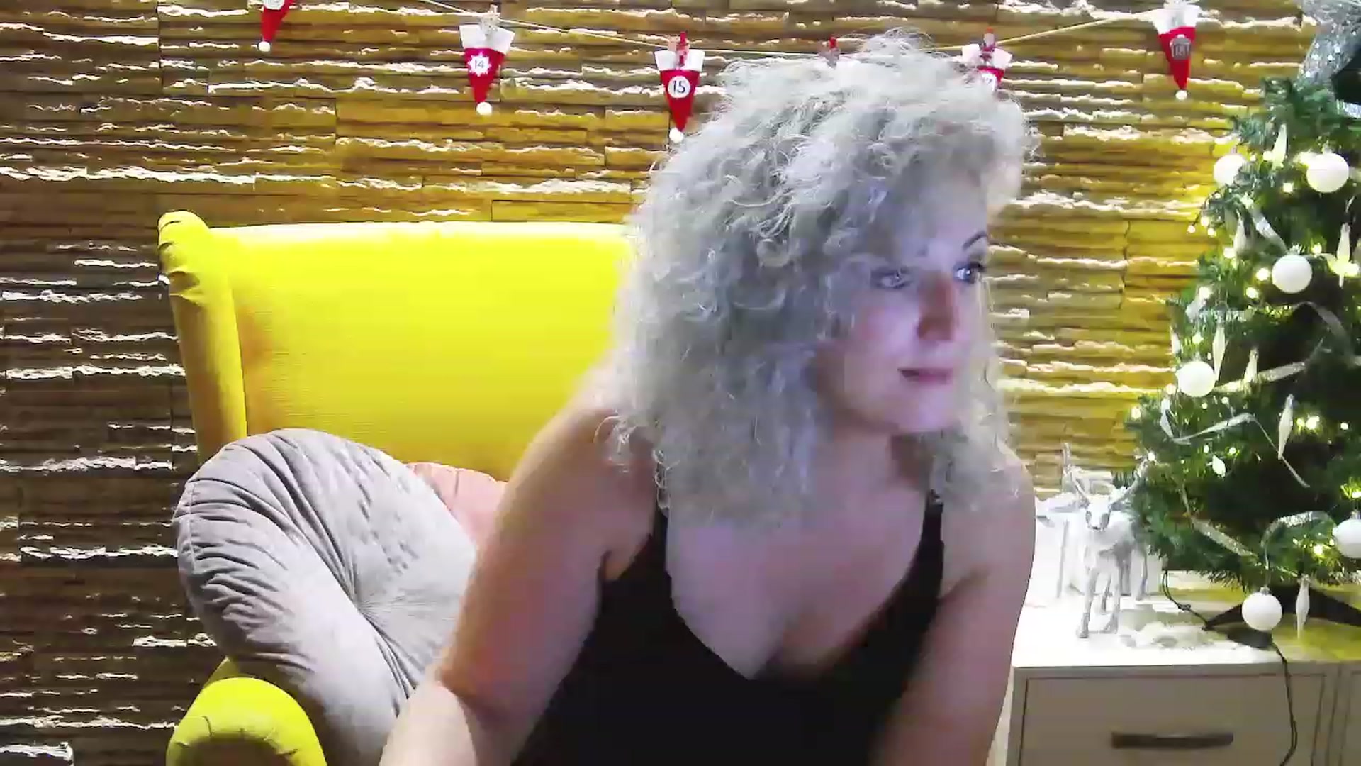 Gallery image thumbnail from SassyKate's myfreecams stream on, 12/12/2022, 13:02 image 16 of 20