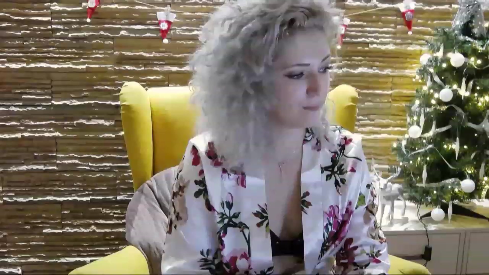 Gallery image thumbnail from SassyKate's myfreecams stream on, 12/17/2022, 13:56 image 18 of 20