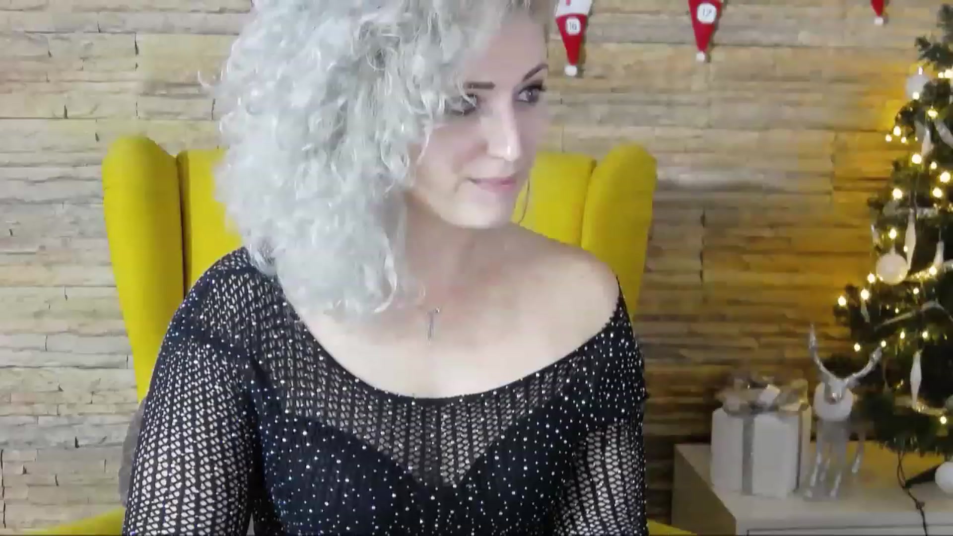 Gallery image thumbnail from SassyKate's myfreecams stream on, 12/17/2022, 13:56 image 7 of 20