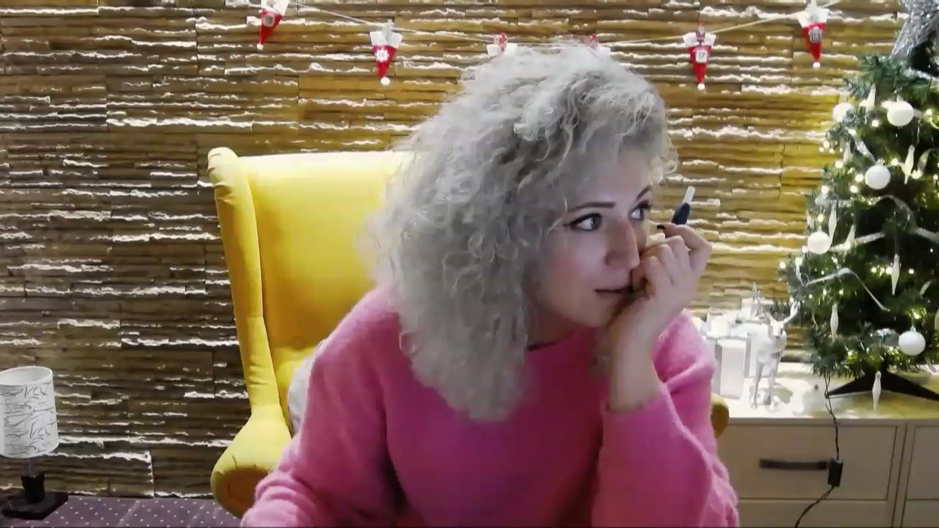 Gallery image thumbnail from SassyKate's myfreecams stream on, 12/22/2022, 13:08 image 17 of 20