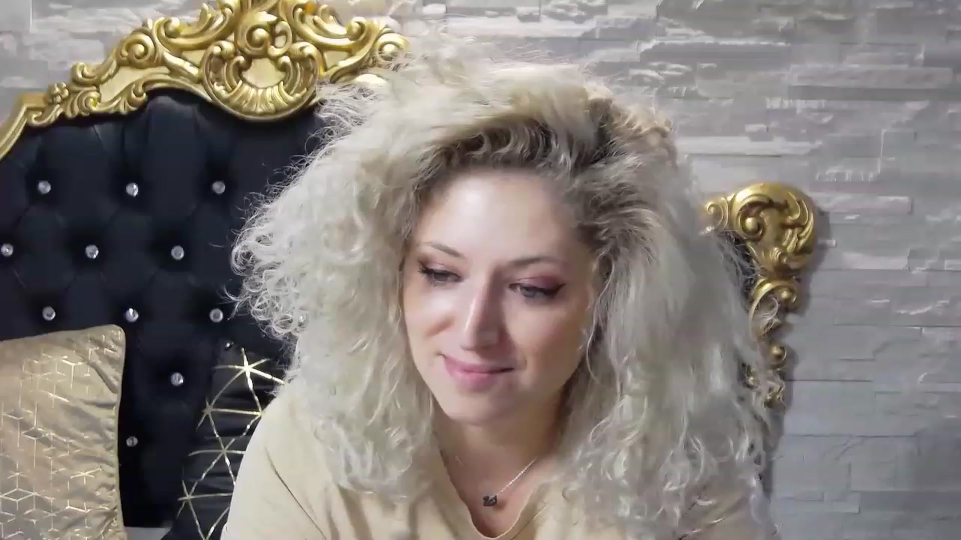 Gallery image thumbnail from SassyKate's myfreecams stream on, 01/23/2023, 09:21 image 12 of 20
