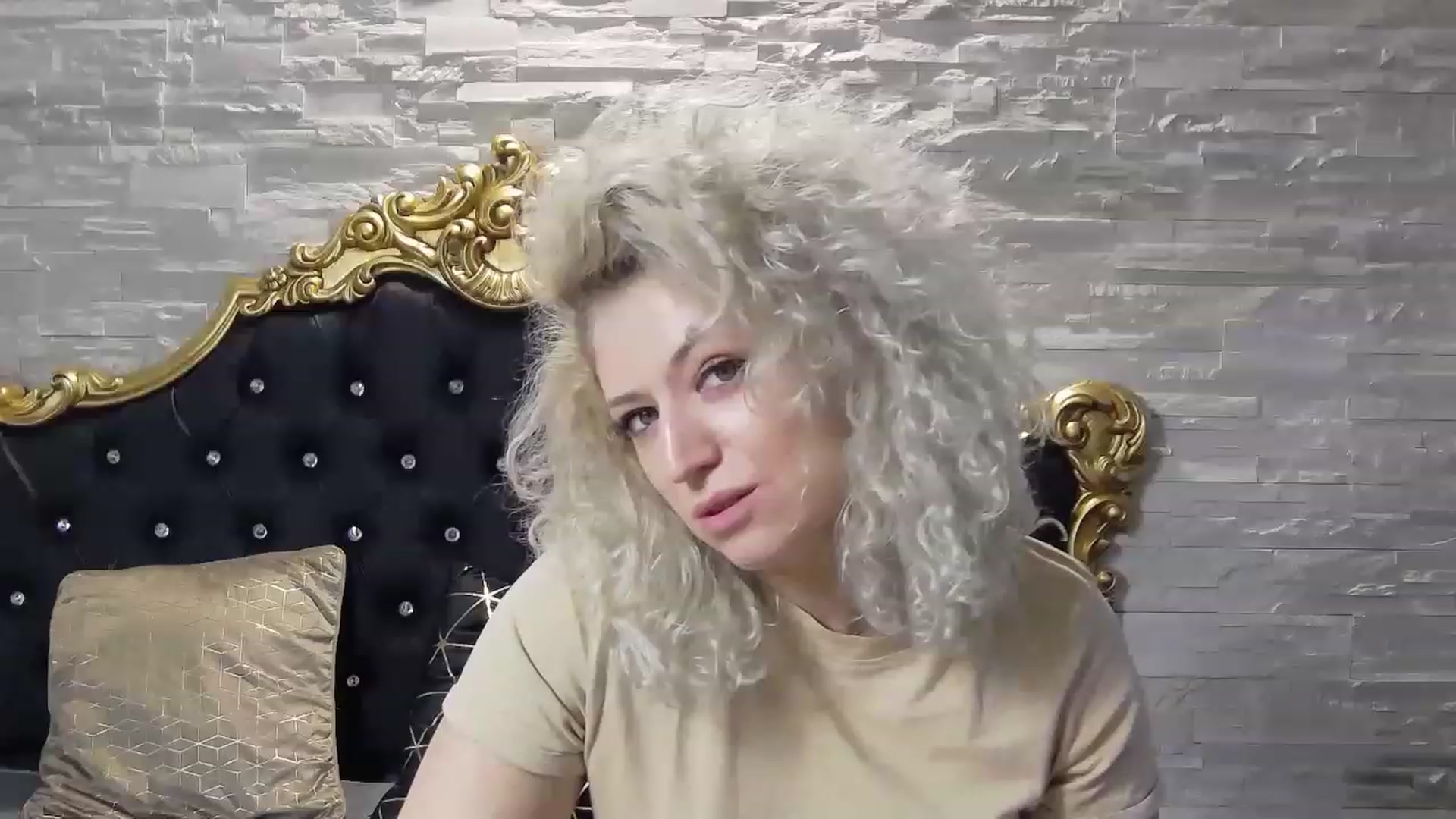 Gallery image thumbnail from SassyKate's myfreecams stream on, 01/23/2023, 09:21 image 3 of 20