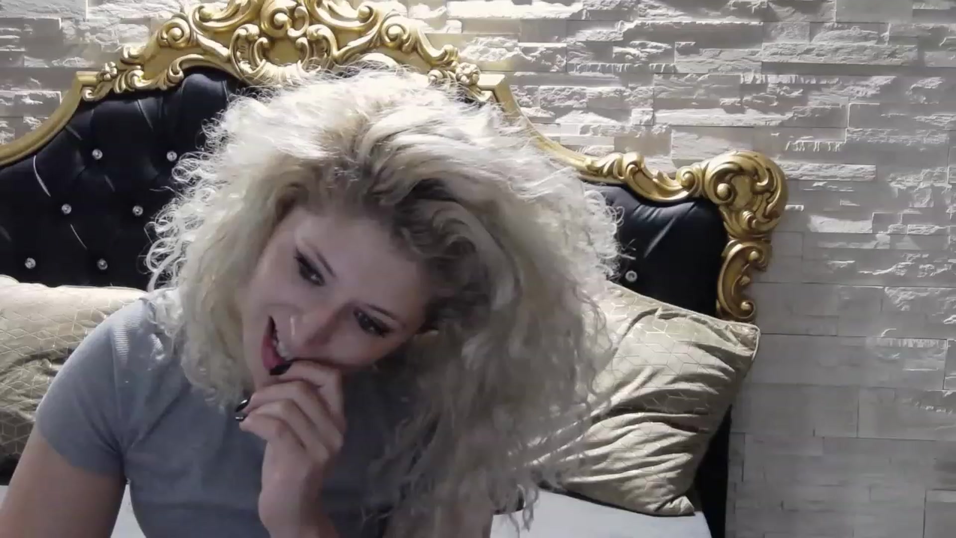 Gallery image thumbnail from SassyKate's myfreecams stream on, 01/26/2023, 13:06 image 3 of 20