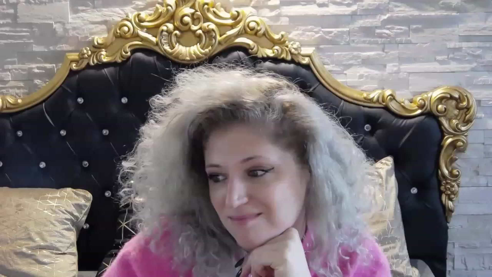 Gallery image thumbnail from SassyKate's myfreecams stream on, 01/31/2023, 09:33 image 1 of 20
