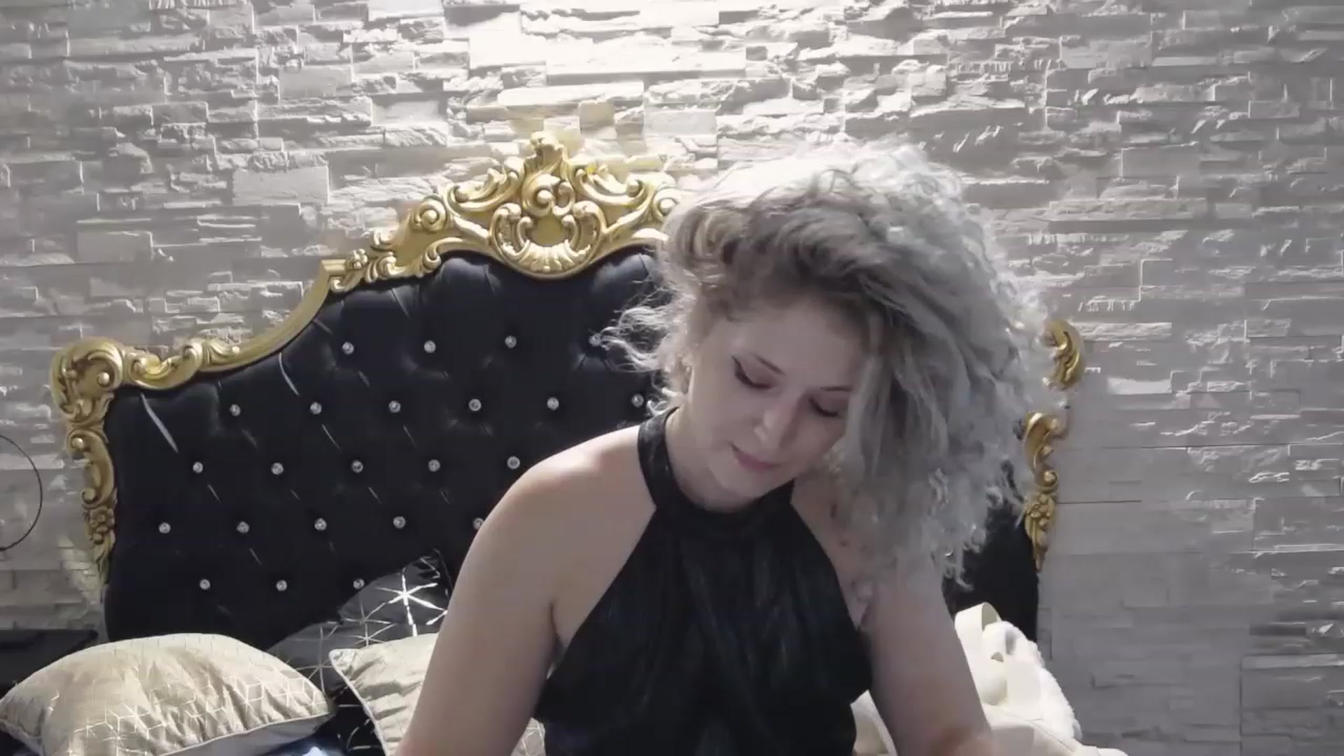 Gallery image thumbnail from SassyKate's myfreecams stream on, 02/06/2023, 13:17 image 17 of 20