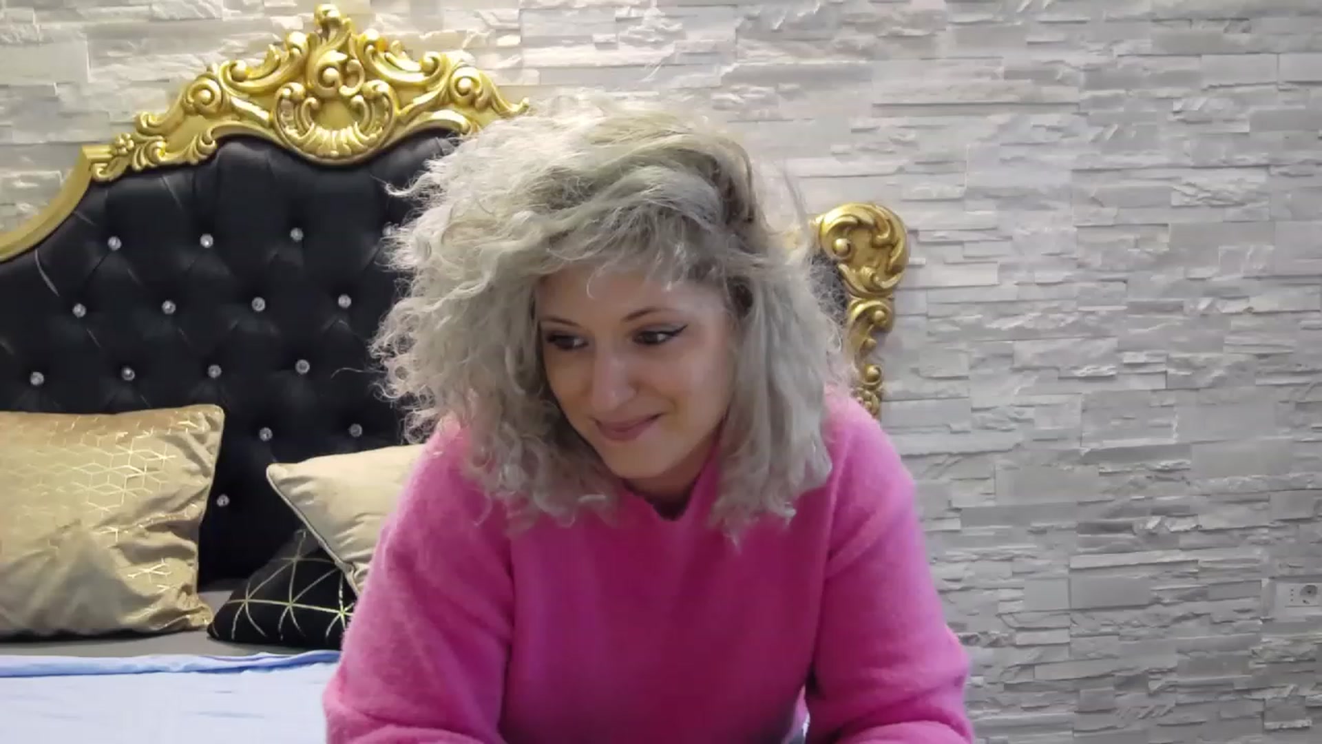 Gallery image thumbnail from SassyKate's myfreecams stream on, 02/18/2023, 13:13 image 2 of 20