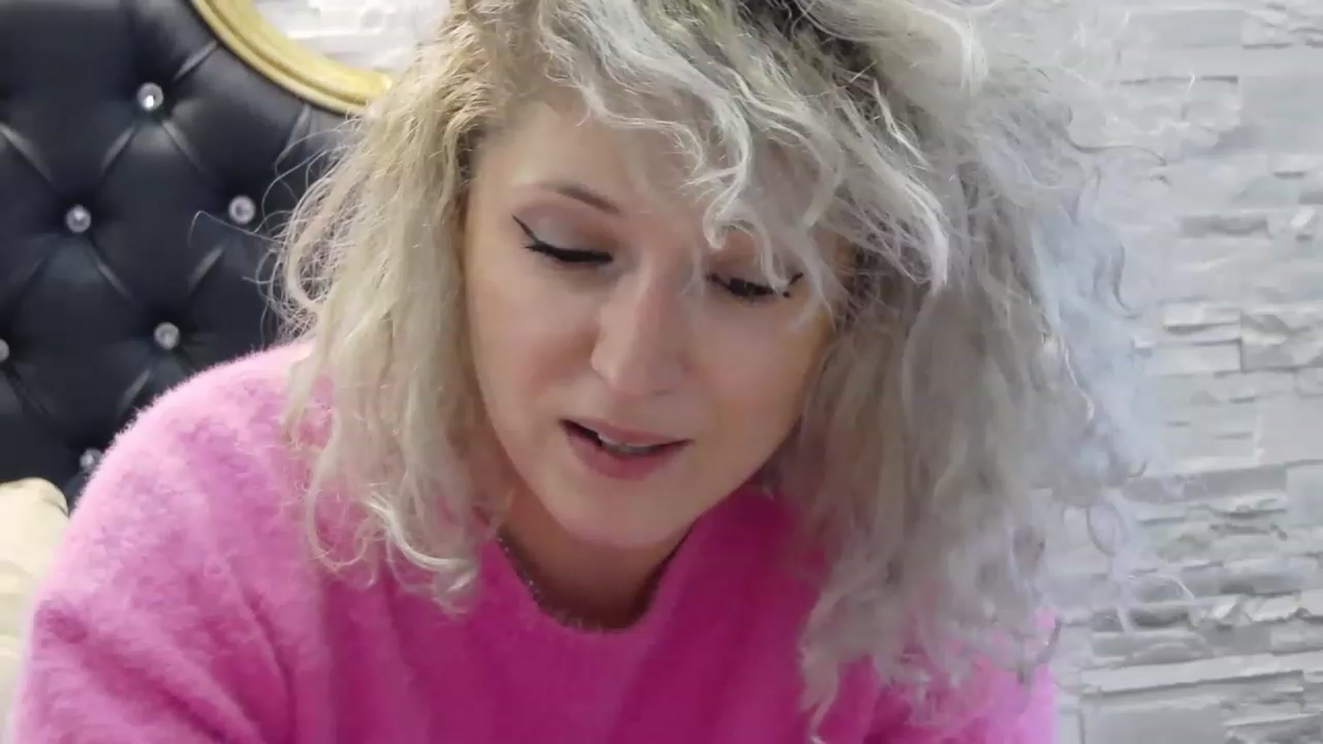 Gallery image thumbnail from SassyKate's myfreecams stream on, 02/18/2023, 13:13 image 7 of 20