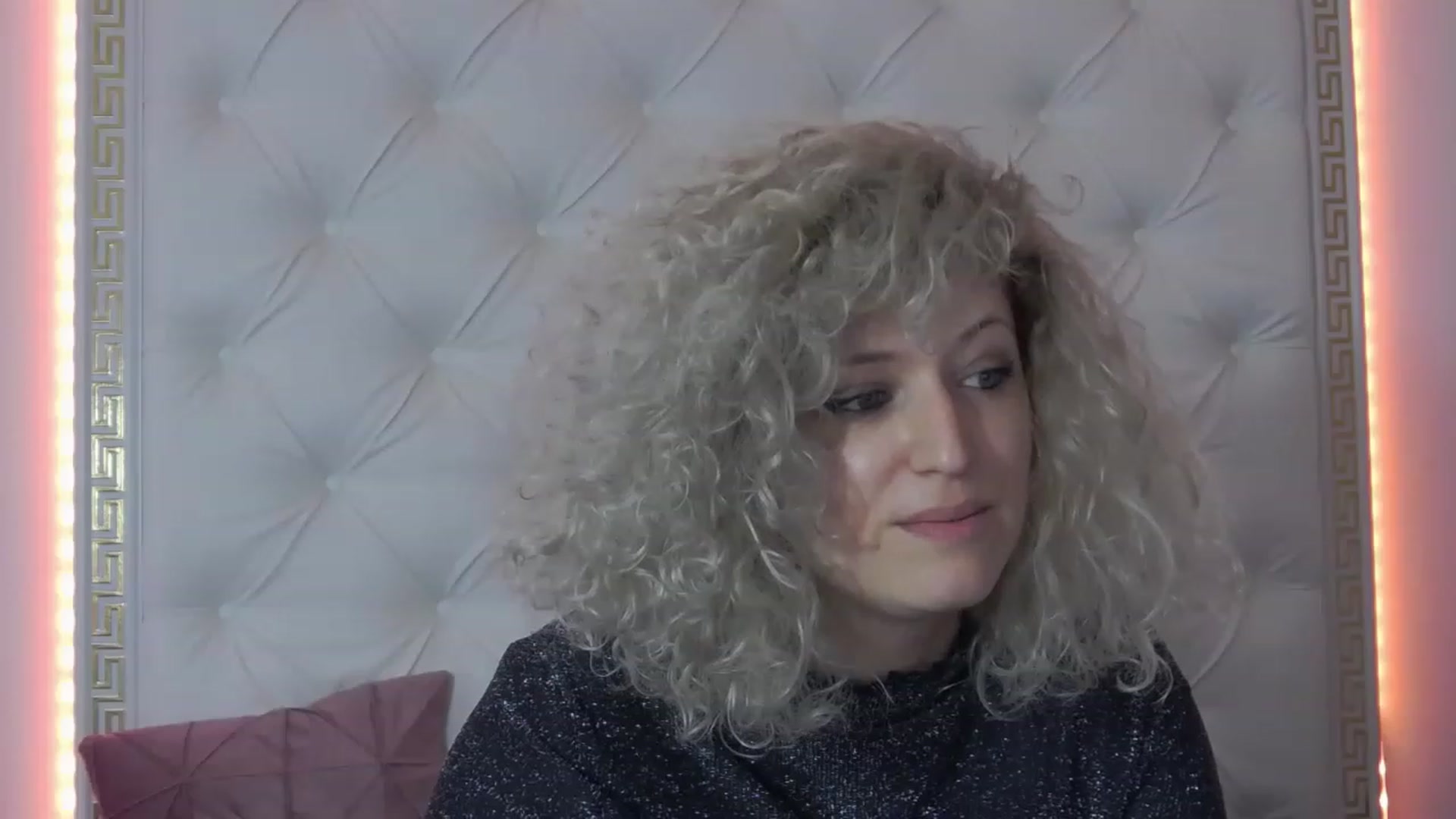 Gallery image thumbnail from SassyKate's myfreecams stream on, 02/19/2023, 11:02 image 3 of 20