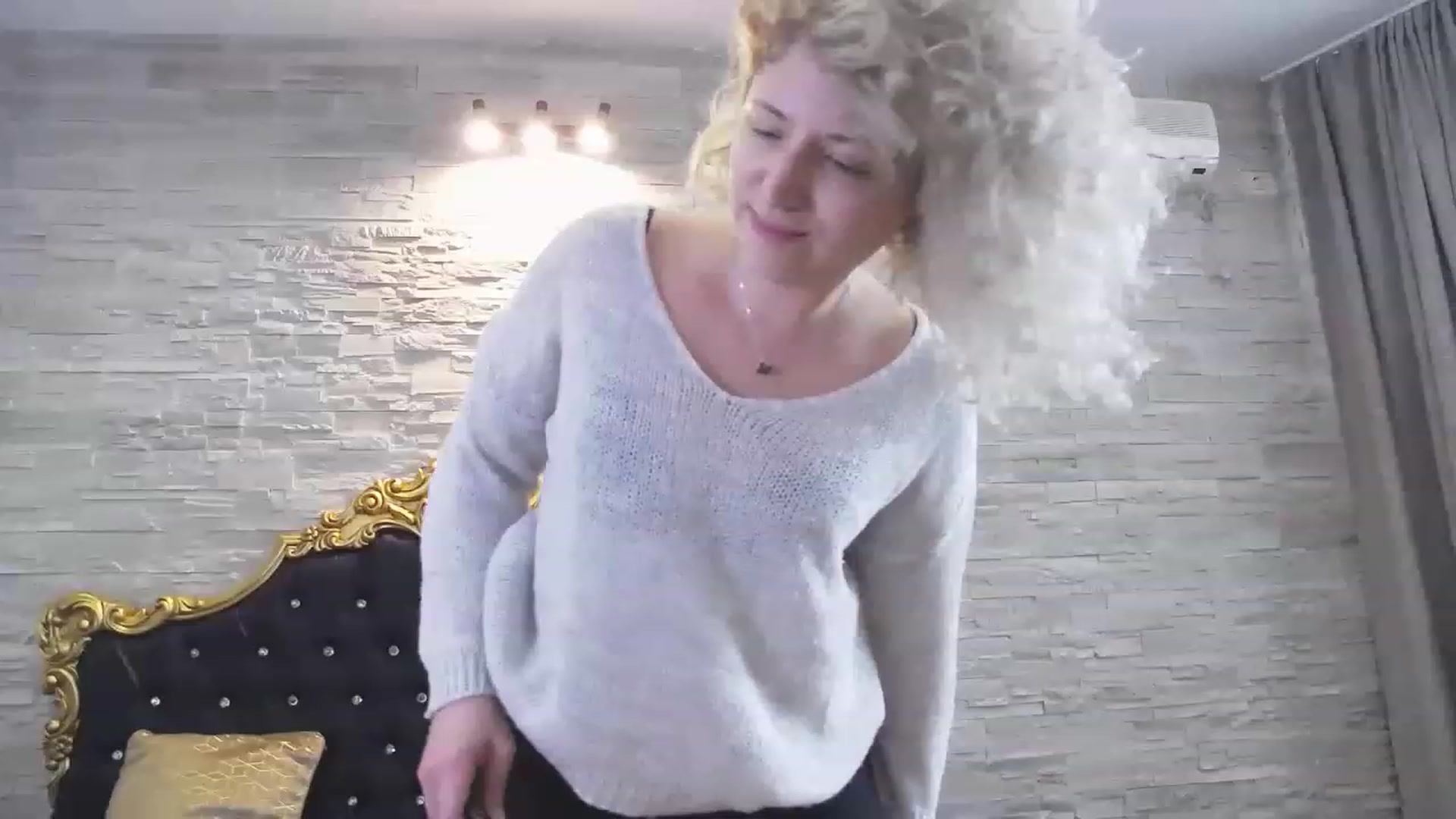 Gallery image thumbnail from SassyKate's myfreecams stream on, 02/22/2023, 09:24 image 13 of 20