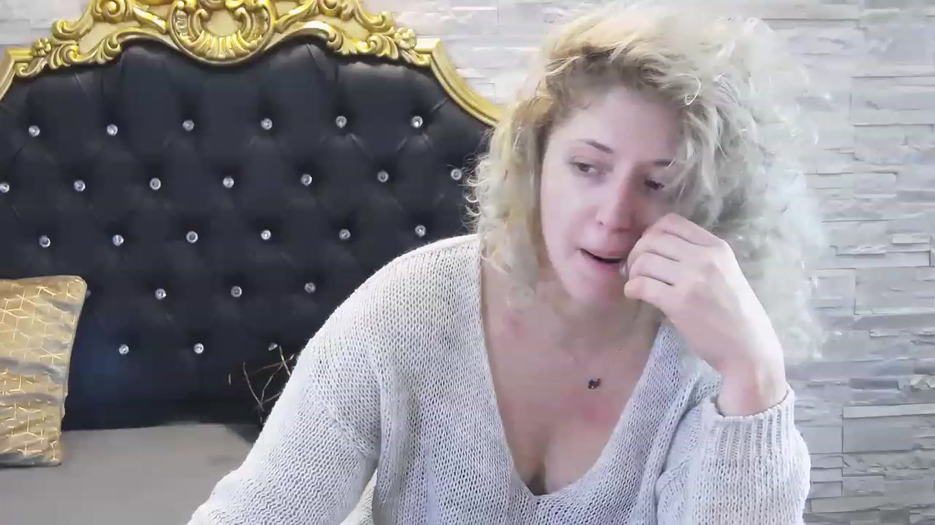 Gallery image thumbnail from SassyKate's myfreecams stream on, 02/22/2023, 09:24 image 17 of 20