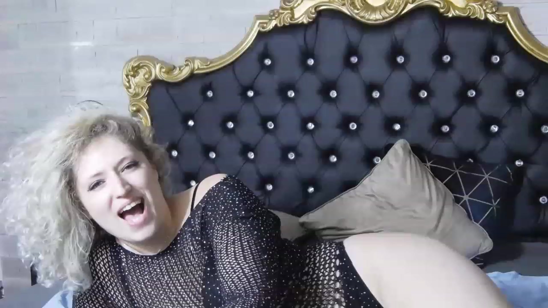 Gallery image thumbnail from SassyKate's myfreecams stream on, 02/25/2023, 12:55 image 10 of 20