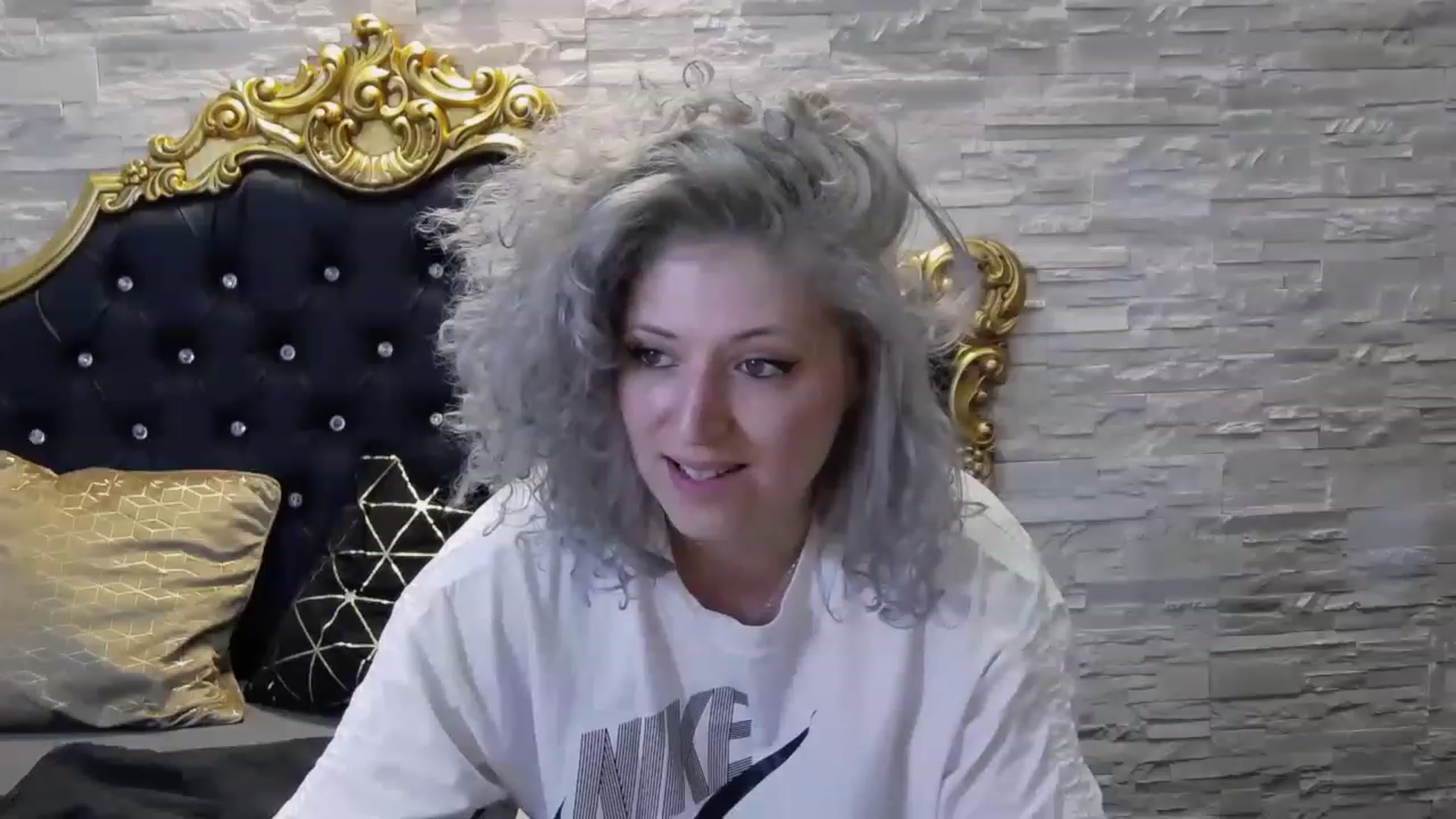 Gallery image thumbnail from SassyKate's myfreecams stream on, 03/06/2023, 09:28 image 14 of 20