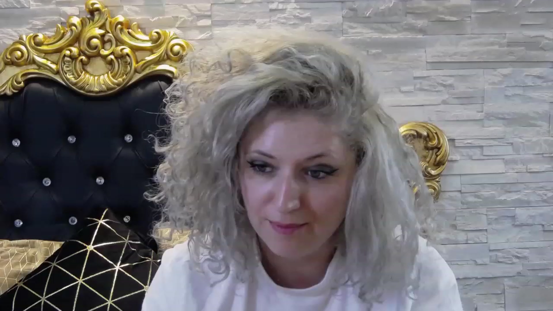 Gallery image thumbnail from SassyKate's myfreecams stream on, 03/15/2023, 13:00 image 3 of 20