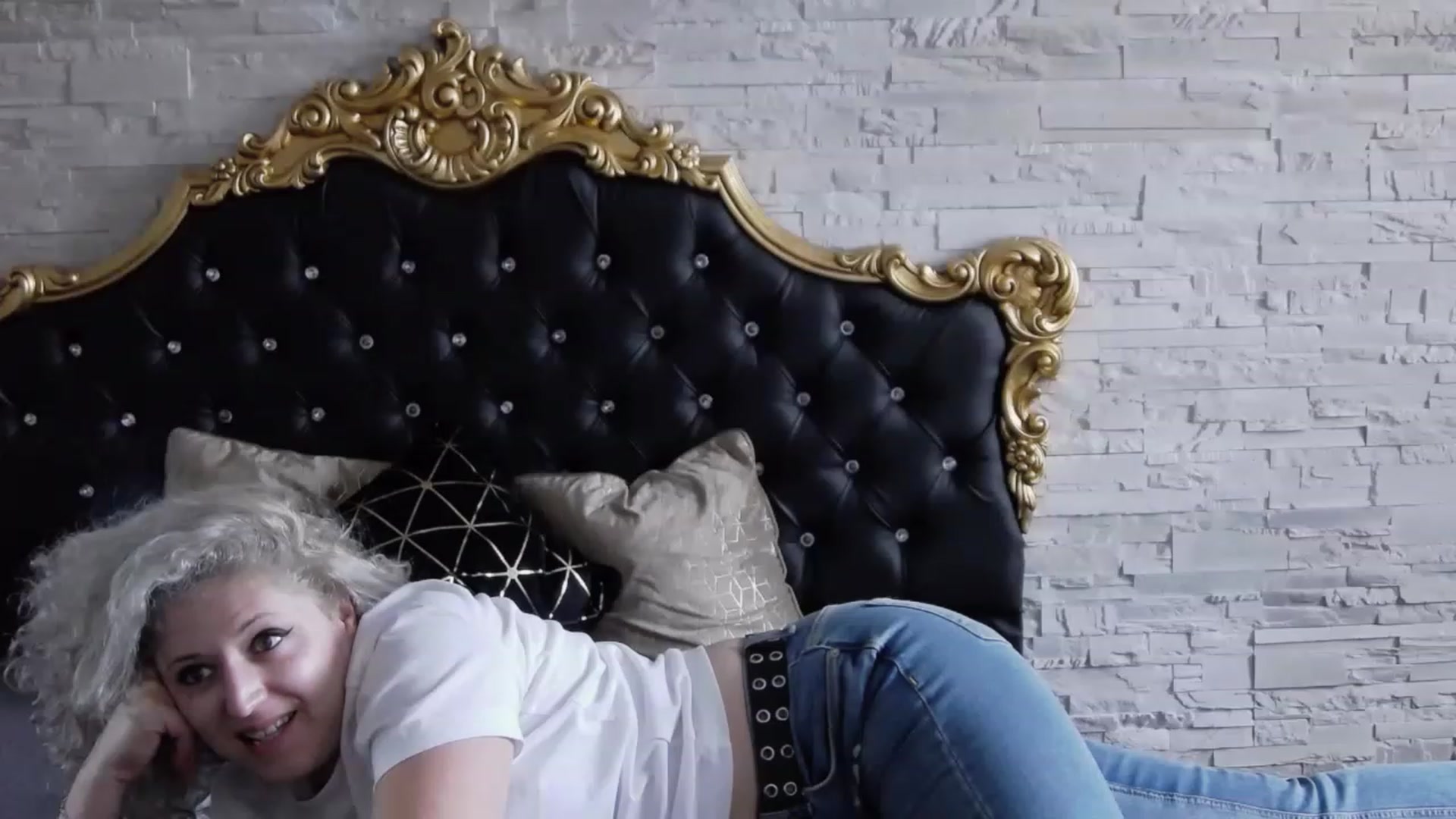 Gallery image thumbnail from SassyKate's myfreecams stream on, 03/15/2023, 13:00 image 13 of 20