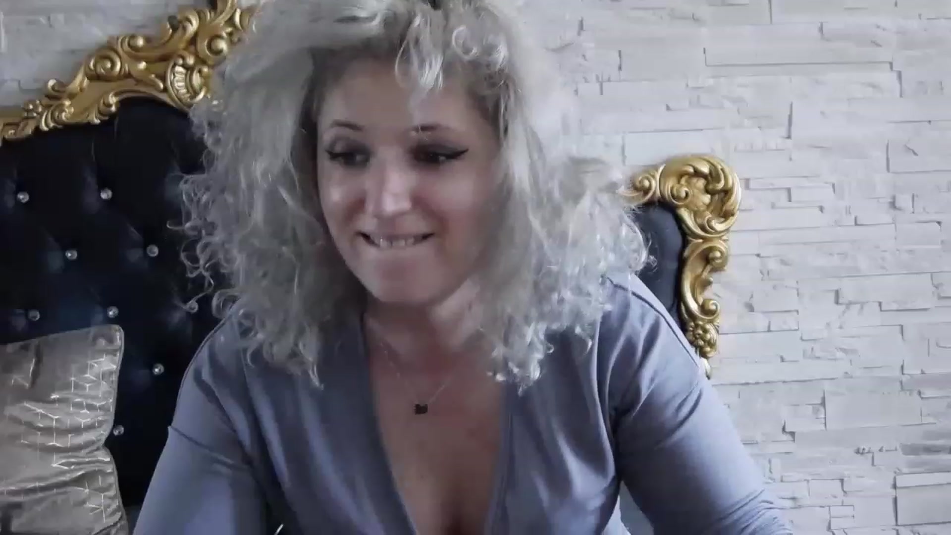 Gallery image thumbnail from SassyKate's myfreecams stream on, 03/19/2023, 13:08 image 8 of 20