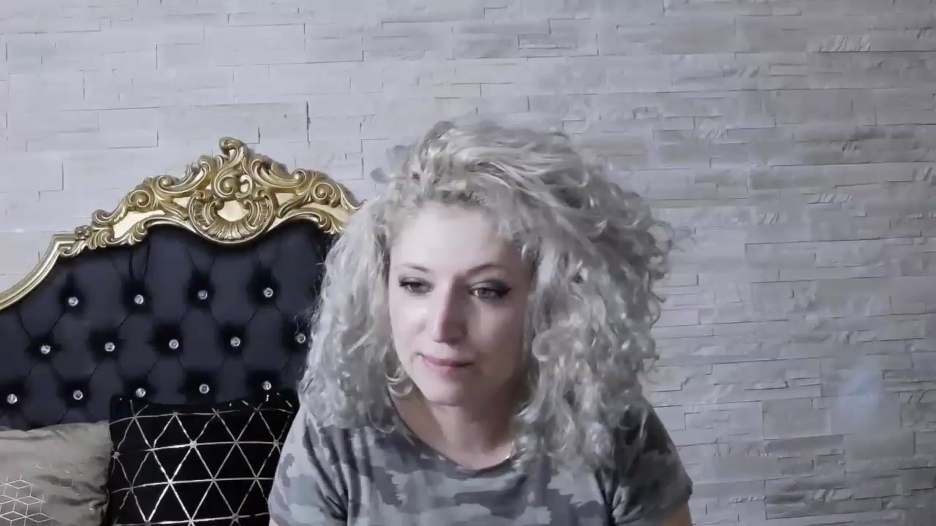 Gallery image thumbnail from SassyKate's myfreecams stream on, 03/20/2023, 09:31 image 3 of 20