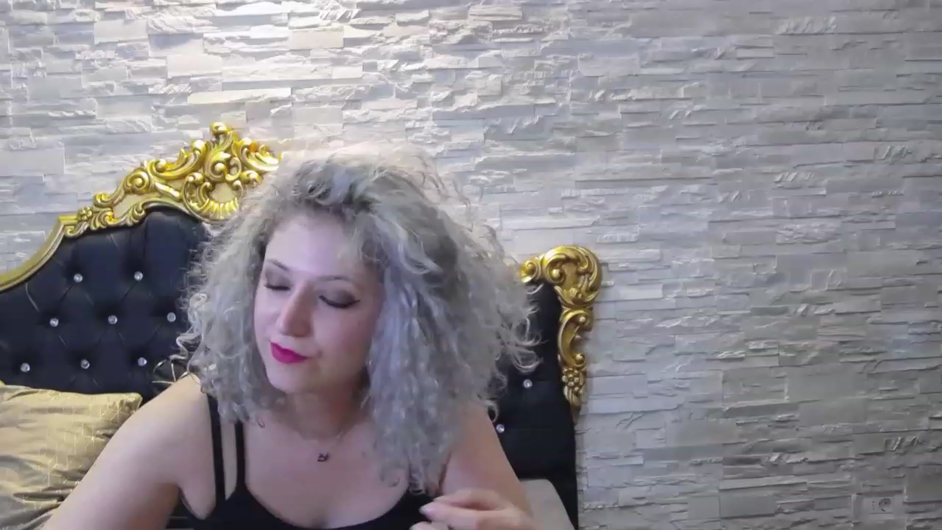 Gallery image thumbnail from SassyKate's myfreecams stream on, 04/09/2023, 13:16 image 7 of 20