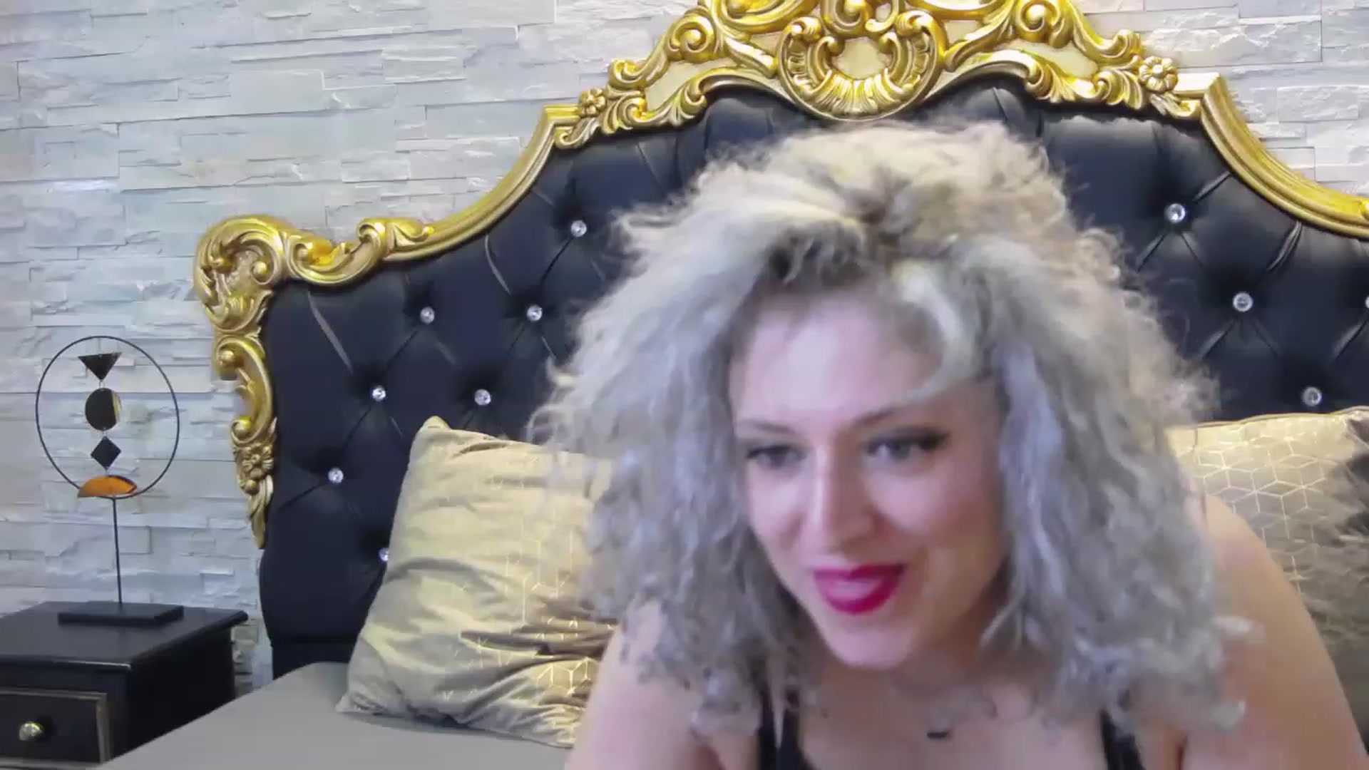 Gallery image thumbnail from SassyKate's myfreecams stream on, 04/09/2023, 13:16 image 13 of 20