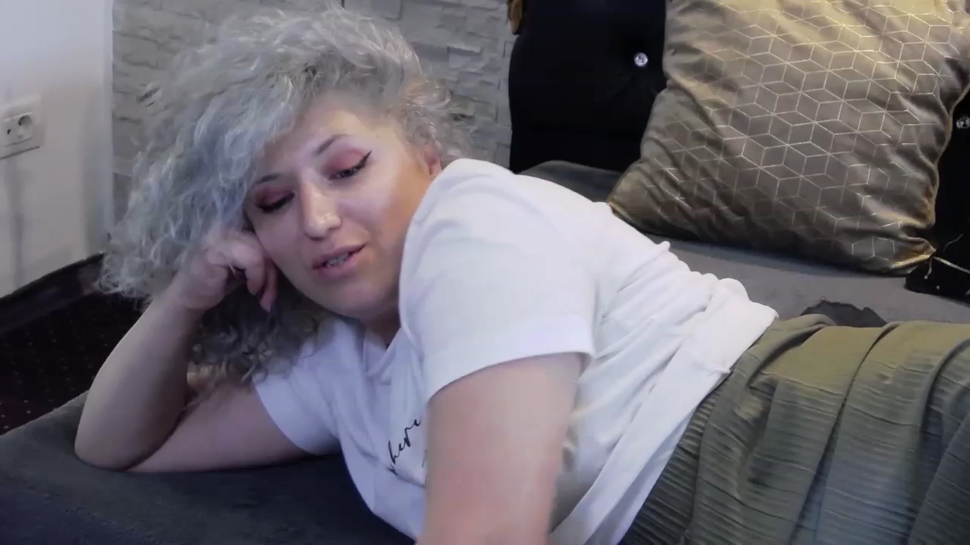 Gallery image thumbnail from SassyKate's myfreecams stream on, 05/23/2023, 12:57 image 4 of 20