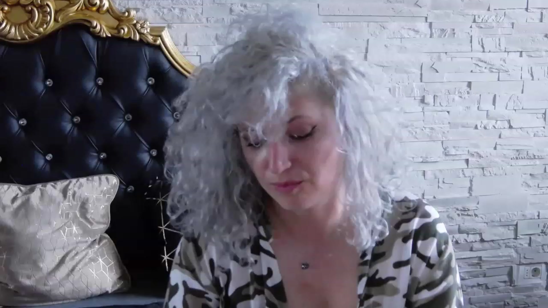 Gallery image thumbnail from SassyKate's myfreecams stream on, 05/25/2023, 12:29 image 4 of 20