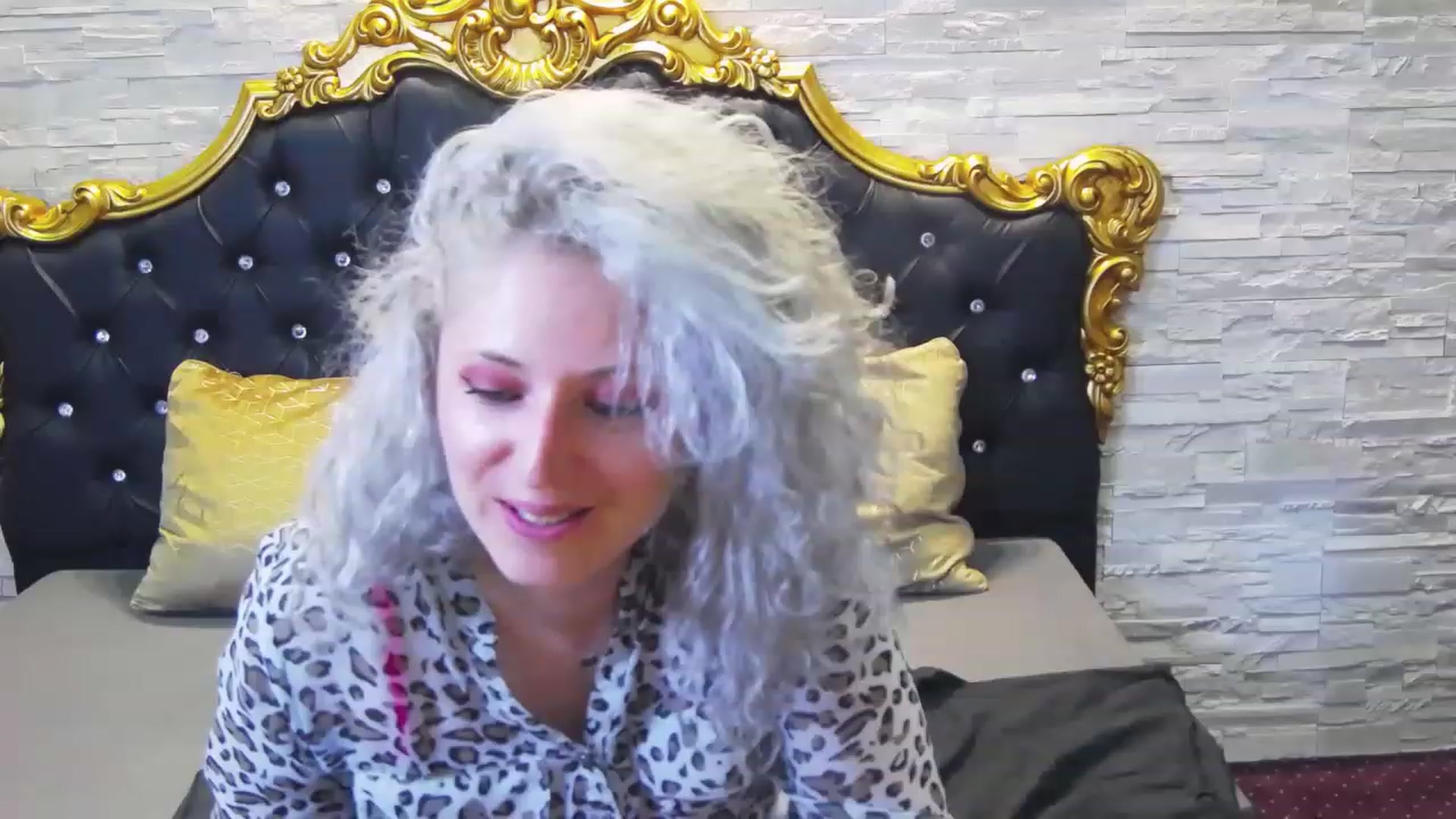 Gallery image thumbnail from SassyKate's myfreecams stream on, 06/01/2023, 12:39 image 8 of 20