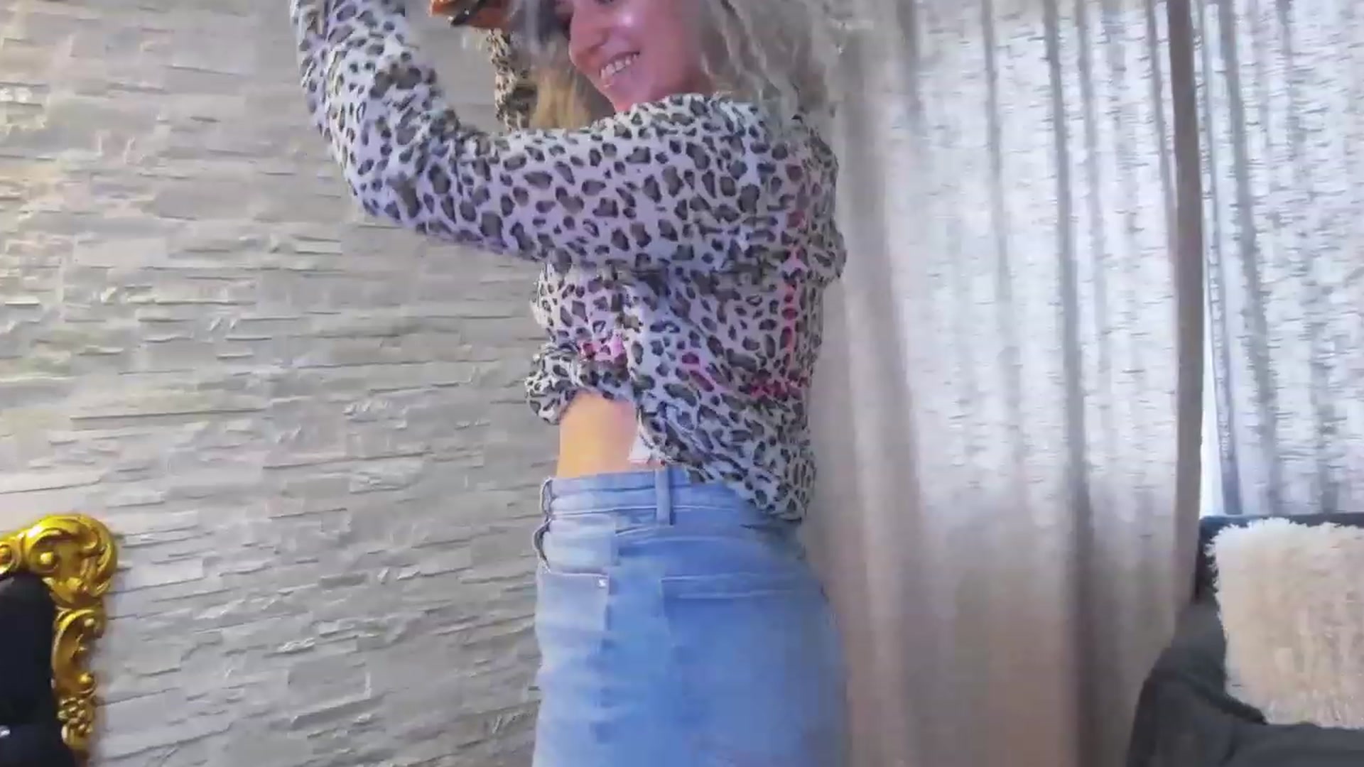 Gallery image thumbnail from SassyKate's myfreecams stream on, 06/01/2023, 12:39 image 4 of 20