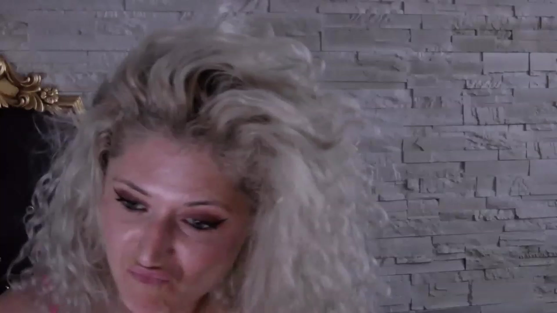 Gallery image thumbnail from SassyKate's myfreecams stream on, 06/19/2023, 09:47 image 2 of 20