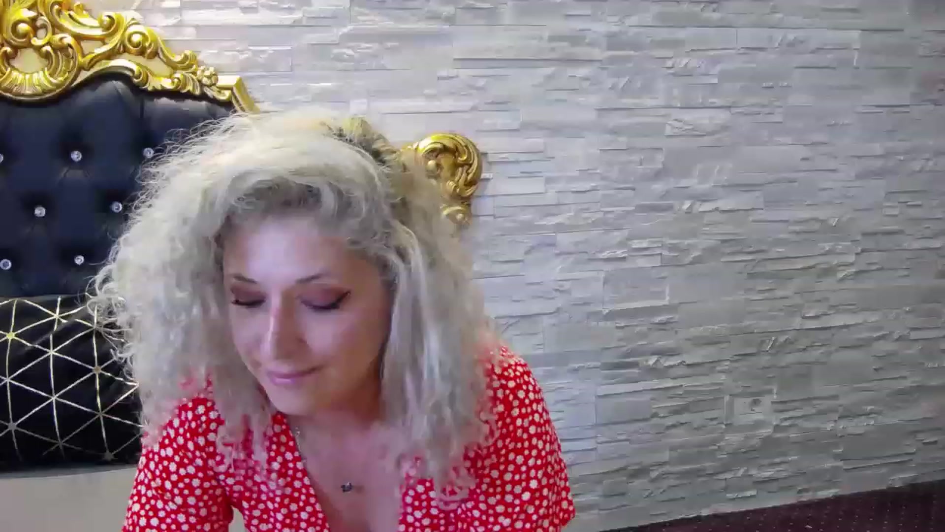 Gallery image thumbnail from SassyKate's myfreecams stream on, 06/19/2023, 12:25 image 9 of 20