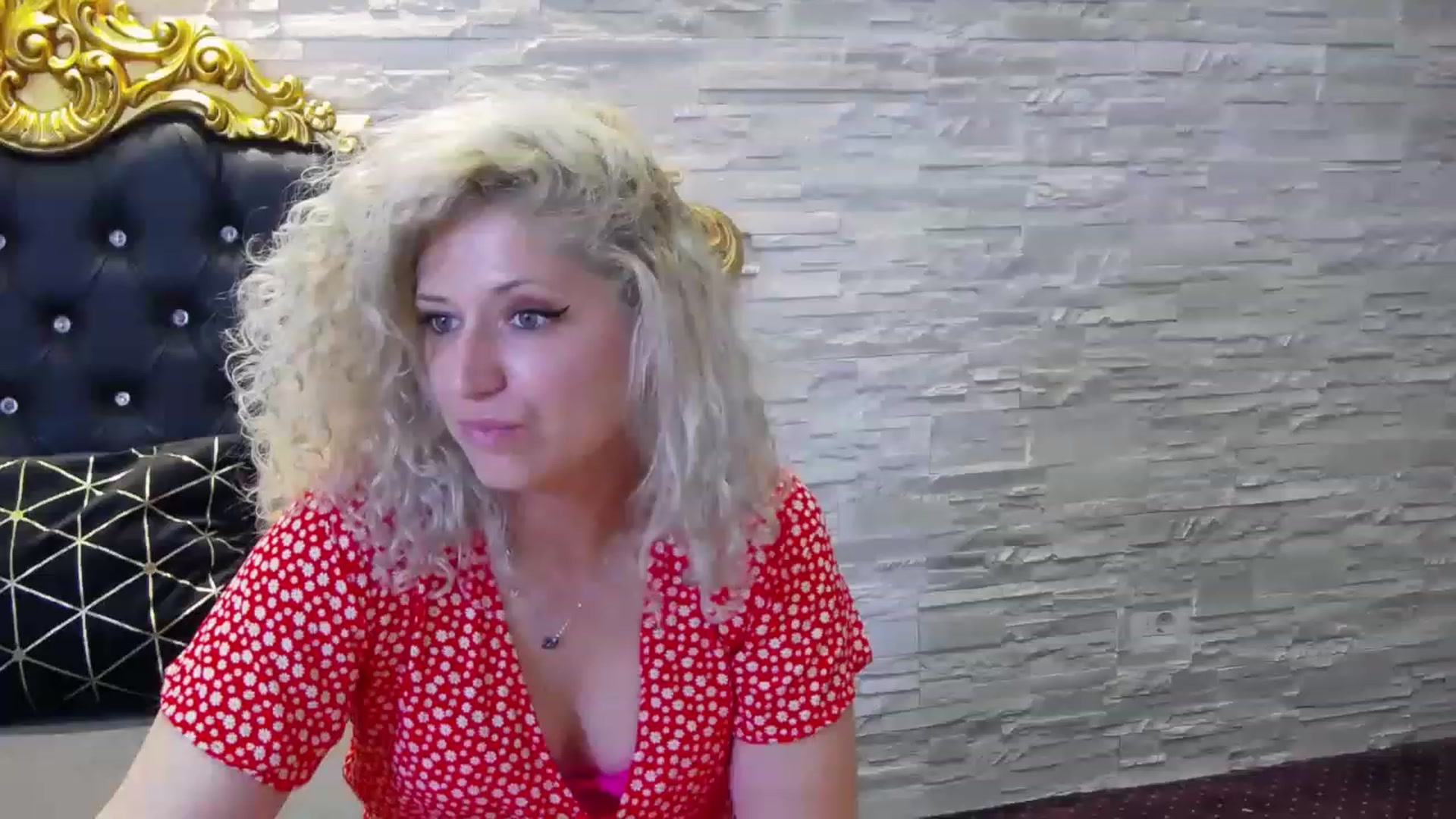 Gallery image thumbnail from SassyKate's myfreecams stream on, 06/19/2023, 12:25 image 15 of 20