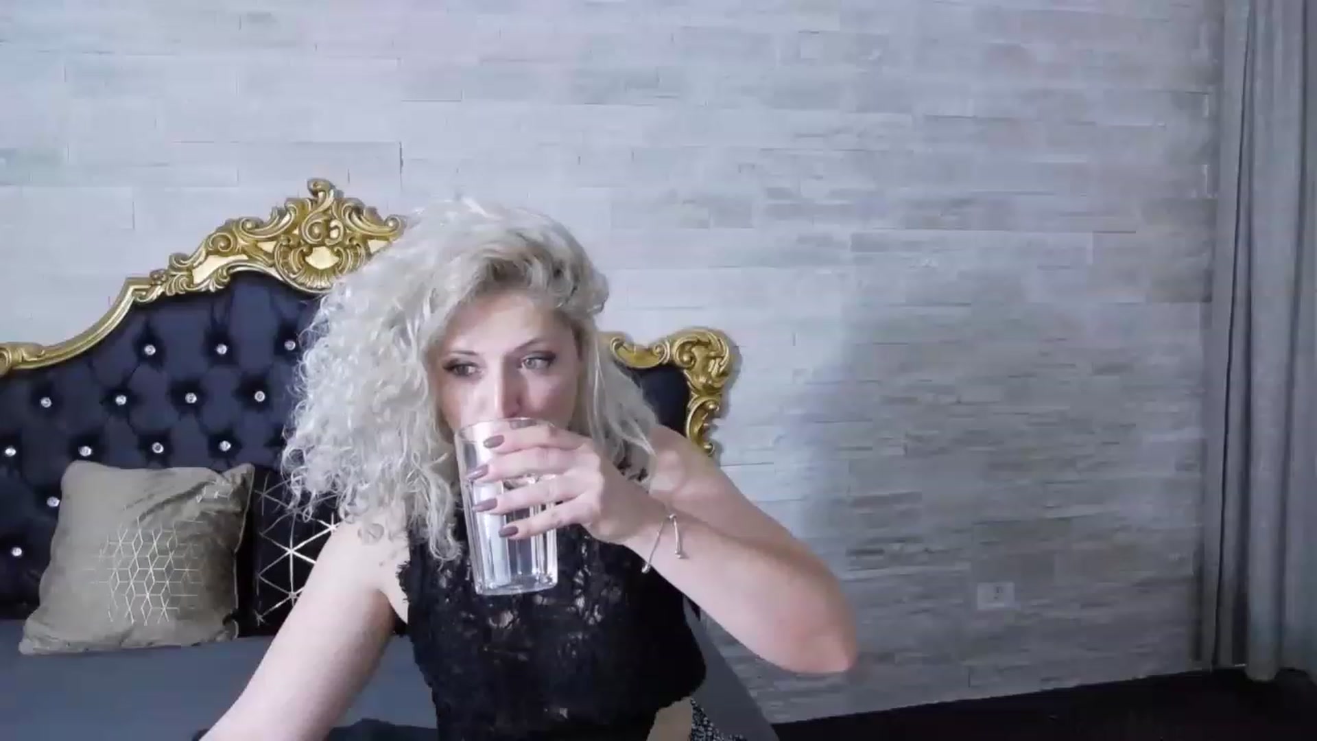 Gallery image thumbnail from SassyKate's myfreecams stream on, 06/20/2023, 12:19 image 16 of 20