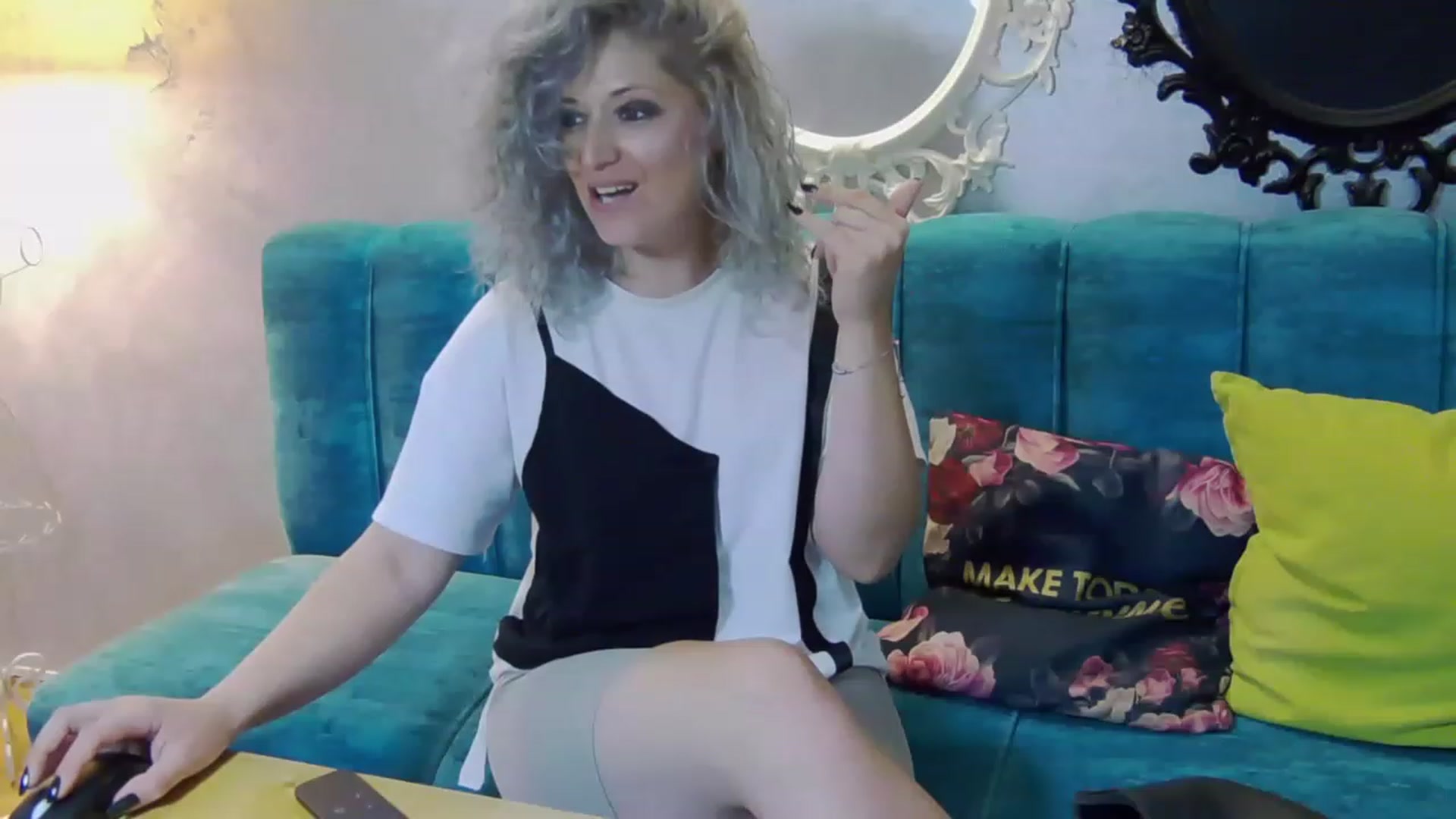 Gallery image thumbnail from SassyKate's myfreecams stream on, 06/25/2023, 10:36 image 18 of 20