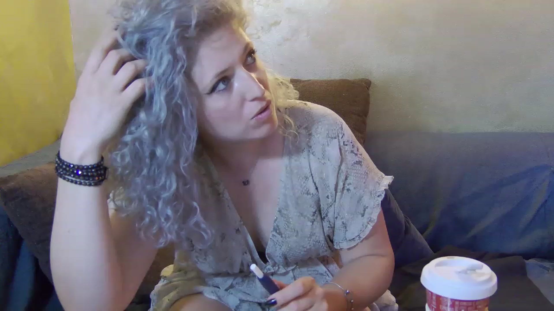 Gallery image thumbnail from SassyKate's myfreecams stream on, 06/26/2023, 08:03 image 15 of 20