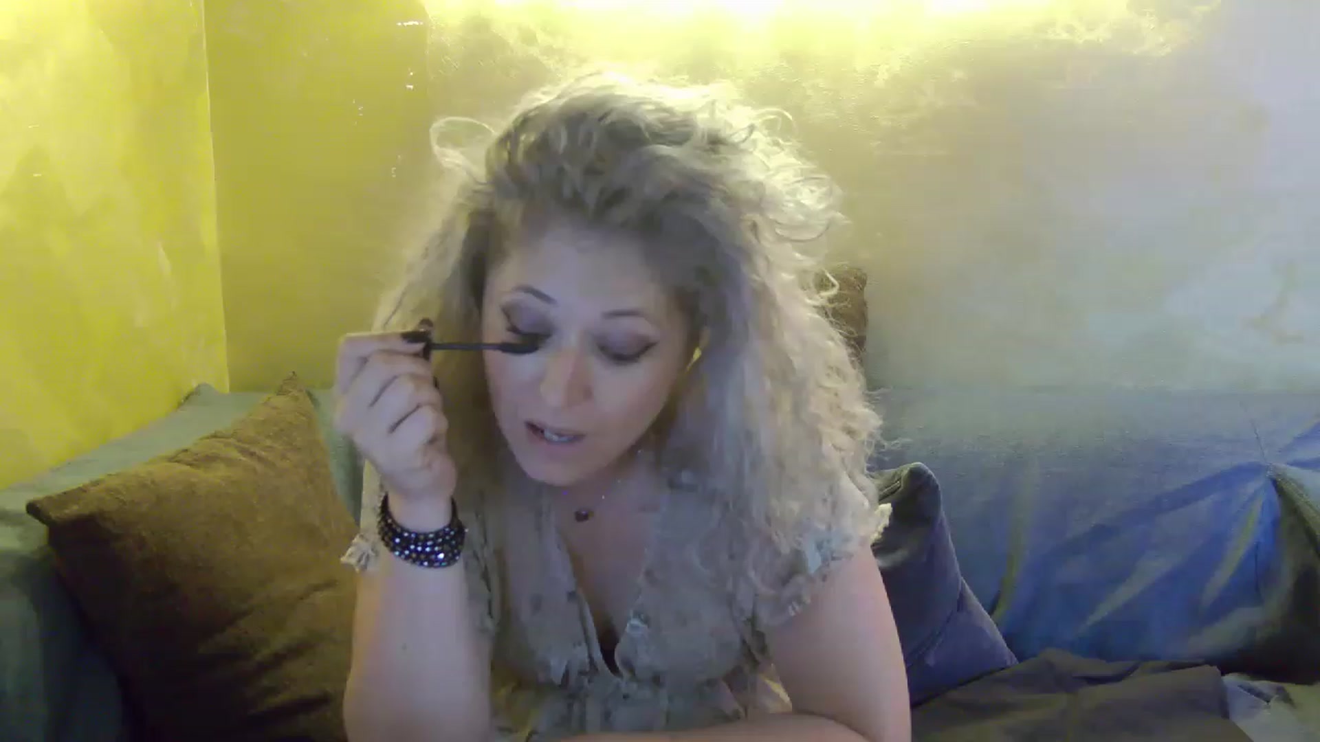 Gallery image thumbnail from SassyKate's myfreecams stream on, 06/26/2023, 08:03 image 8 of 20