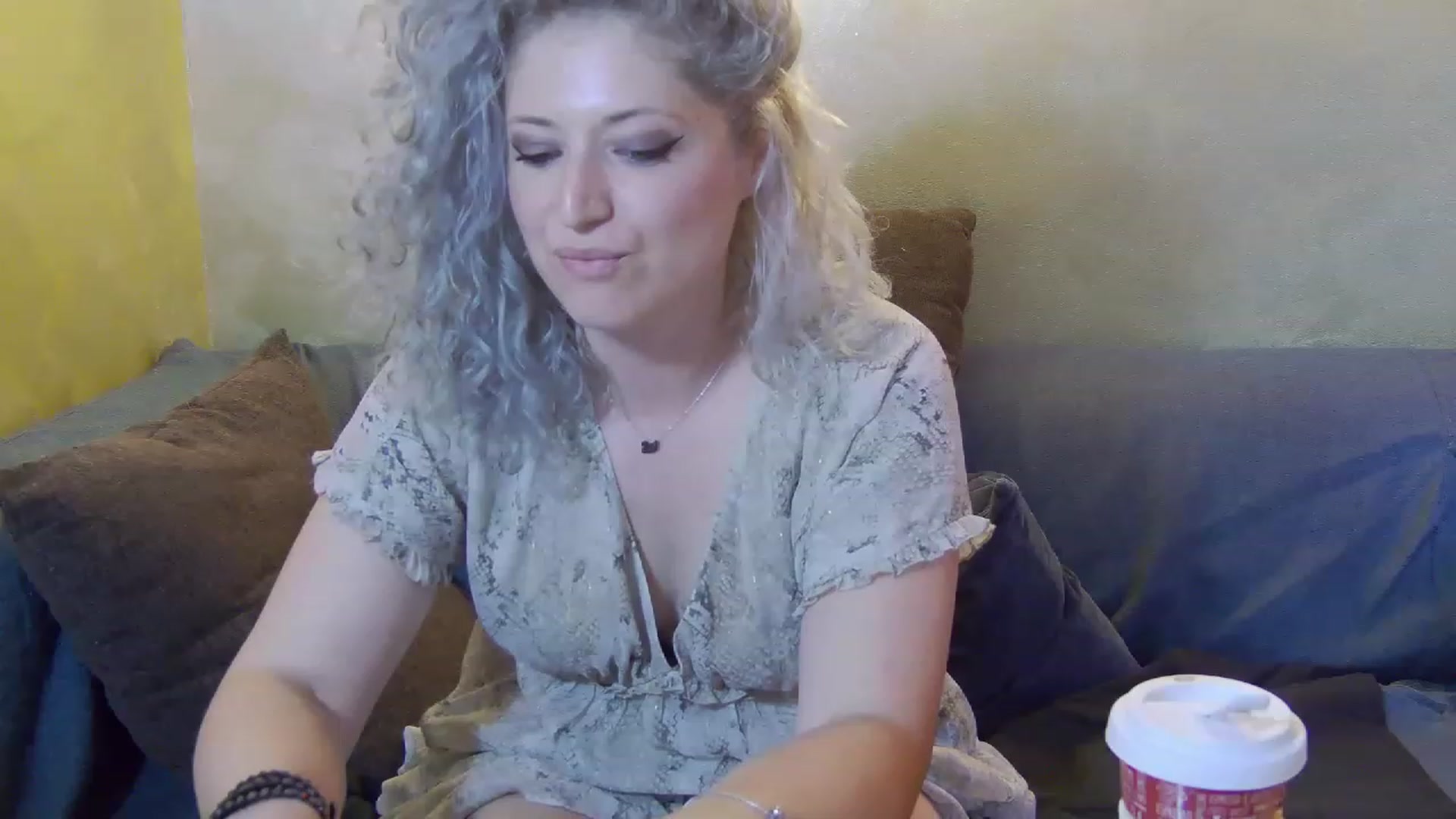 Gallery image thumbnail from SassyKate's myfreecams stream on, 06/26/2023, 08:03 image 16 of 20