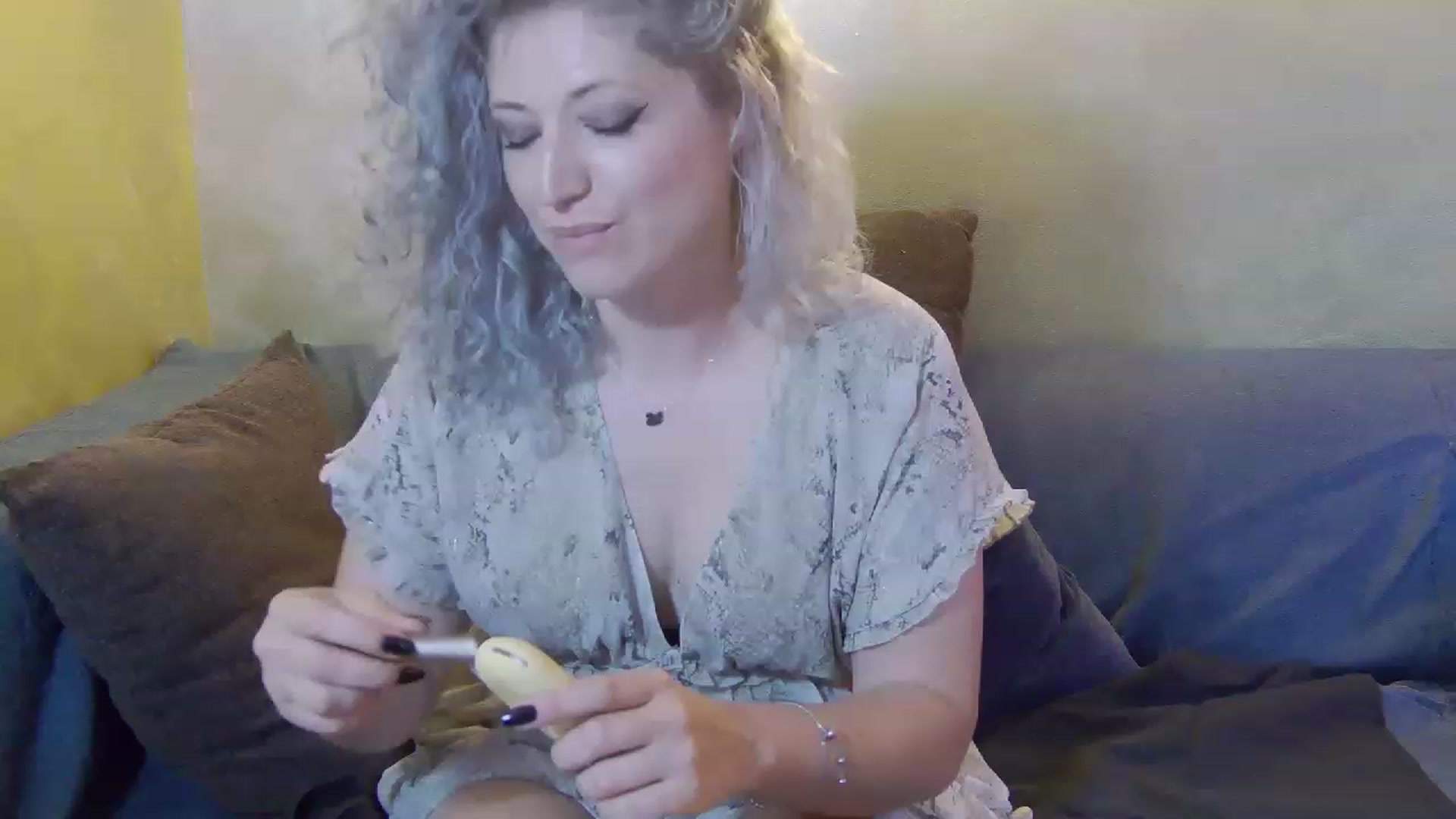 Gallery image thumbnail from SassyKate's myfreecams stream on, 06/26/2023, 08:03 image 19 of 20
