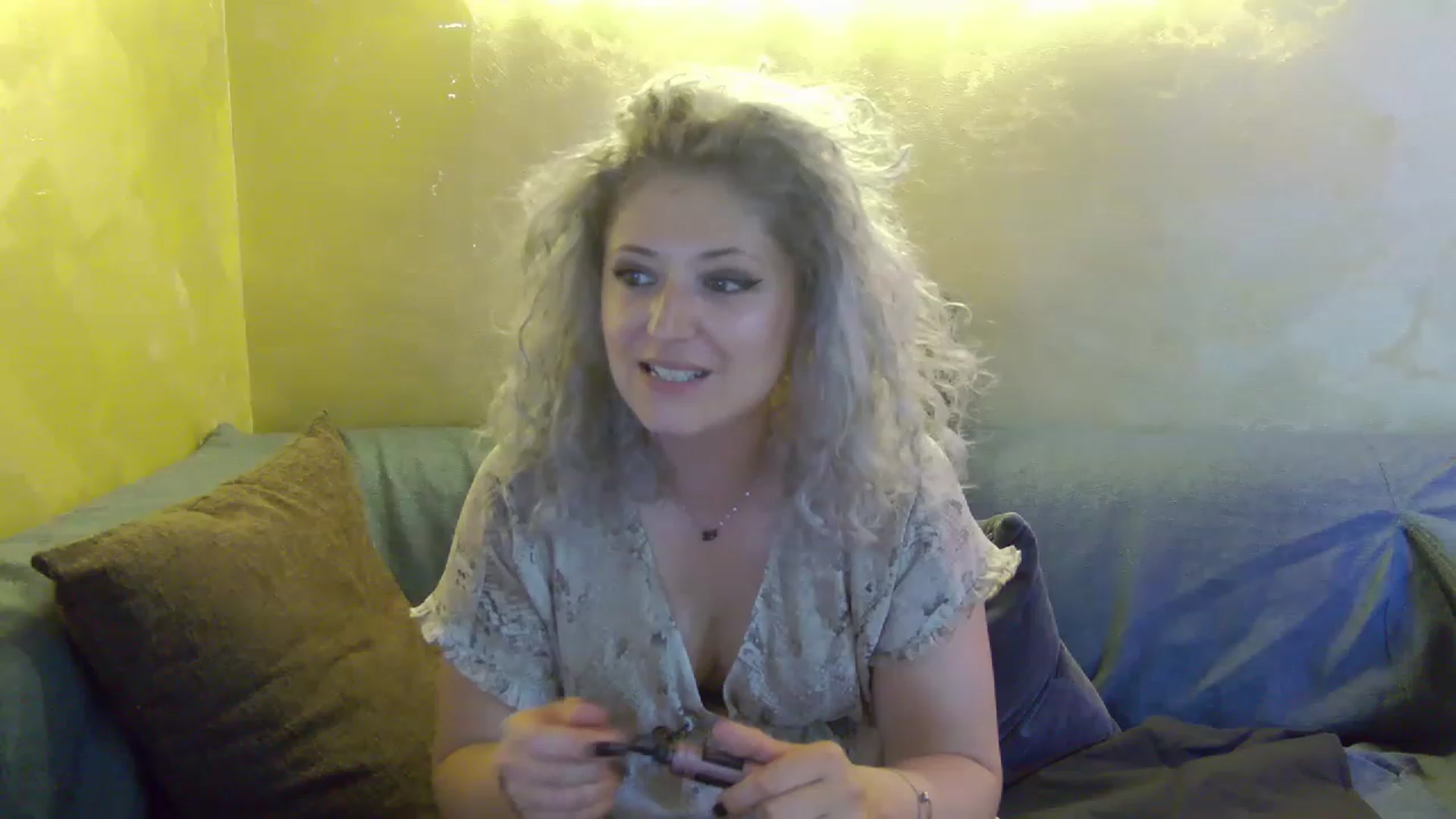 Gallery image thumbnail from SassyKate's myfreecams stream on, 06/26/2023, 08:03 image 9 of 20