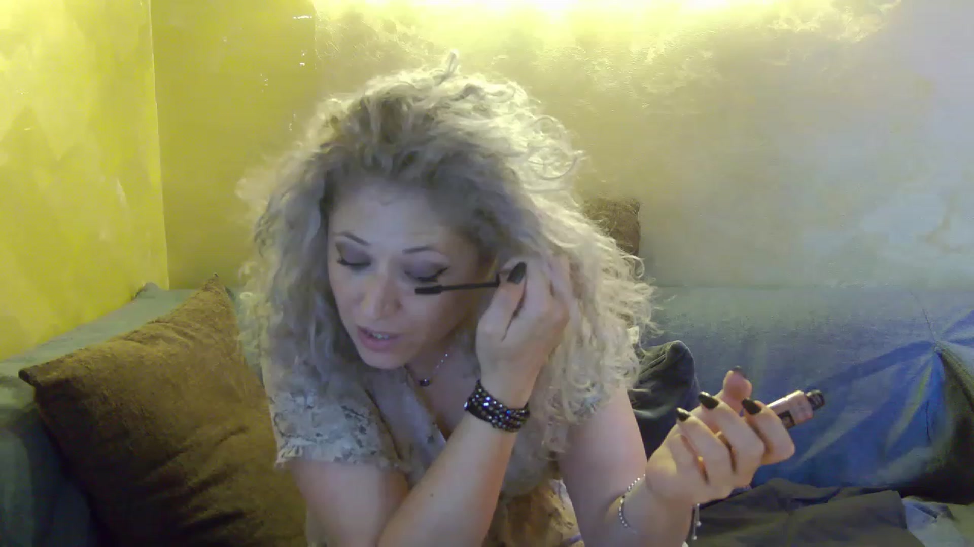 Gallery image thumbnail from SassyKate's myfreecams stream on, 06/26/2023, 08:03 image 10 of 20
