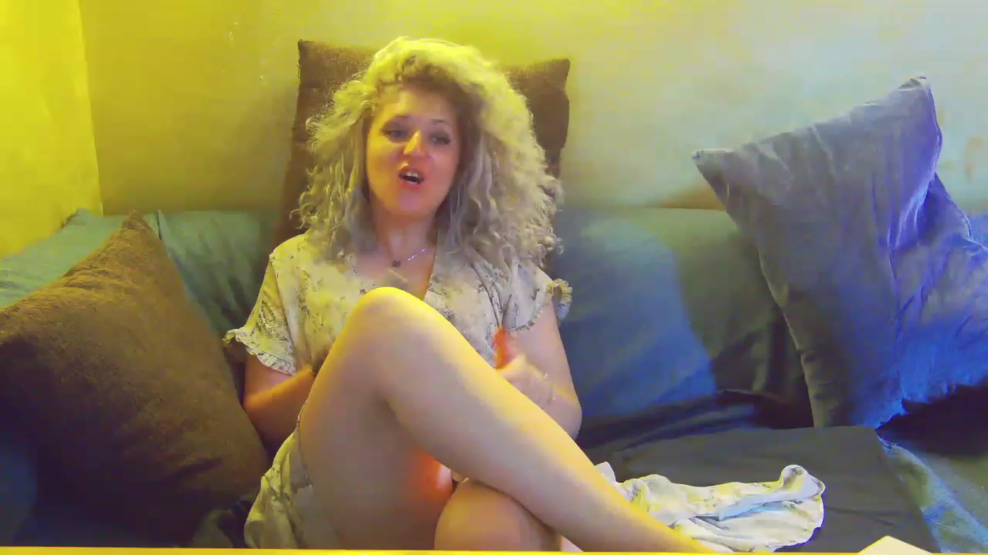 Gallery image thumbnail from SassyKate's myfreecams stream on, 06/26/2023, 12:22 image 3 of 20