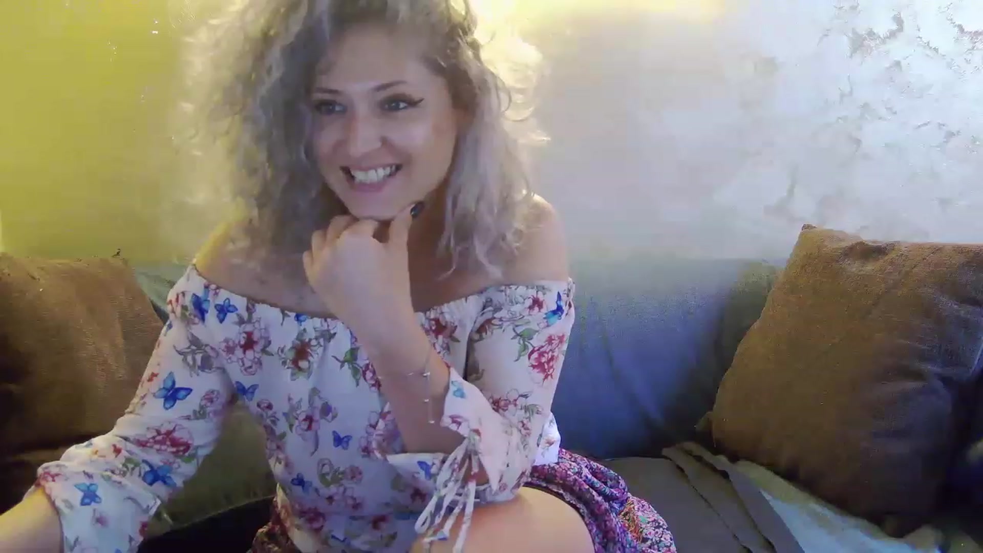 Gallery image thumbnail from SassyKate's myfreecams stream on, 06/27/2023, 10:38 image 18 of 20