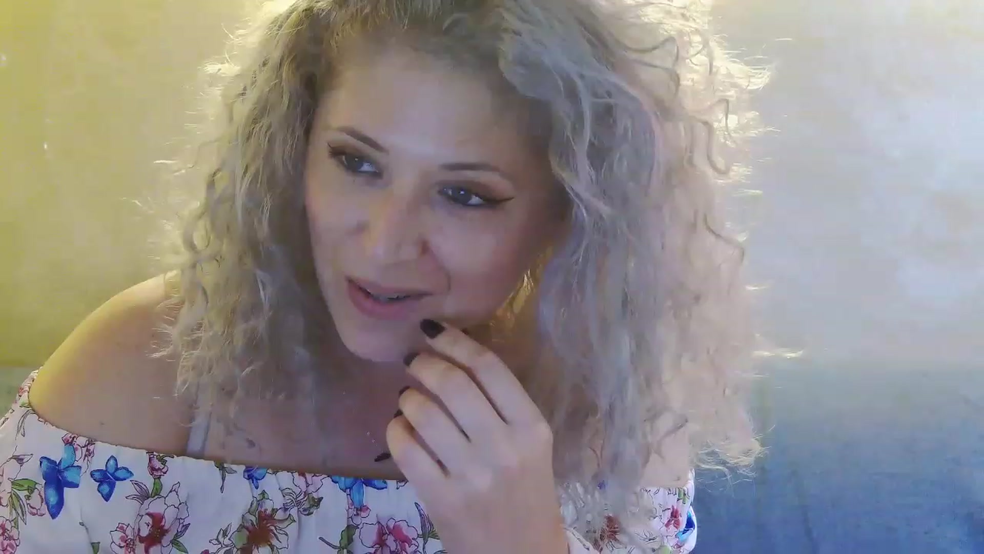 Gallery image thumbnail from SassyKate's myfreecams stream on, 06/27/2023, 12:08 image 4 of 20