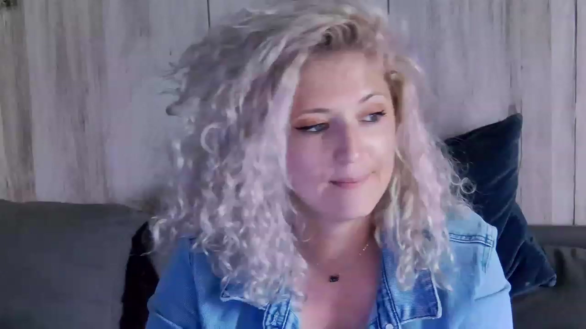 Gallery image thumbnail from SassyKate's myfreecams stream on, 07/10/2023, 12:07 image 18 of 20