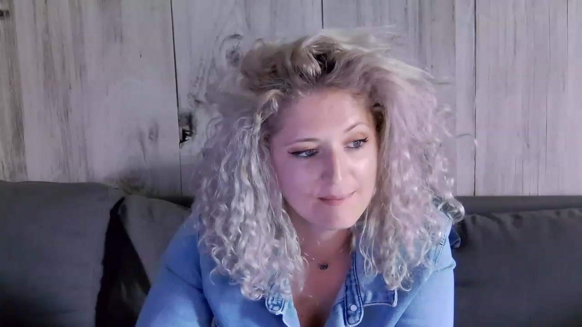 Gallery image thumbnail from SassyKate's myfreecams stream on, 07/10/2023, 12:07 image 15 of 20