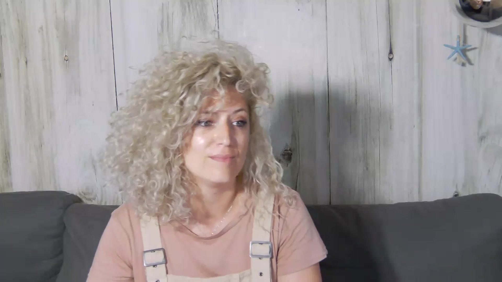 Gallery image thumbnail from SassyKate's myfreecams stream on, 07/12/2023, 12:01 image 8 of 20