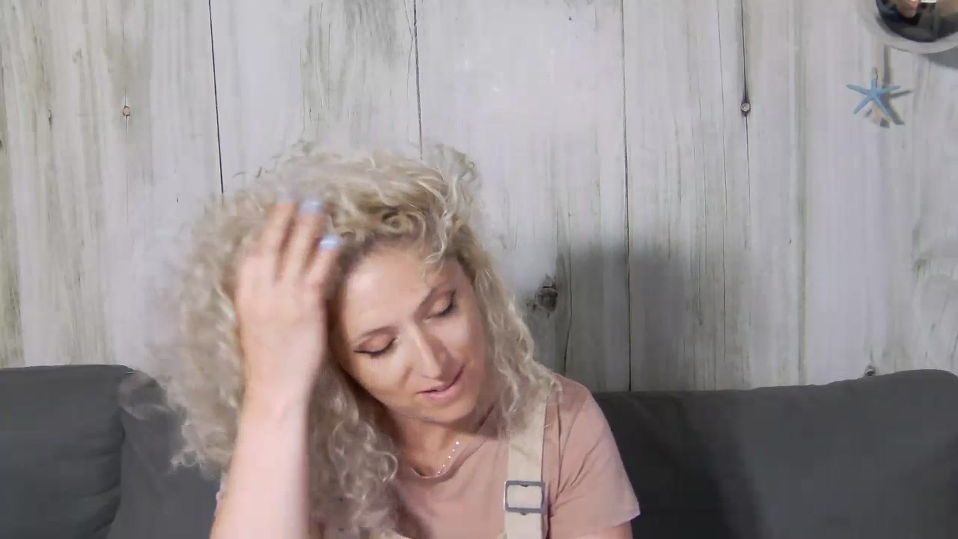 Gallery image thumbnail from SassyKate's myfreecams stream on, 07/12/2023, 12:01 image 10 of 20